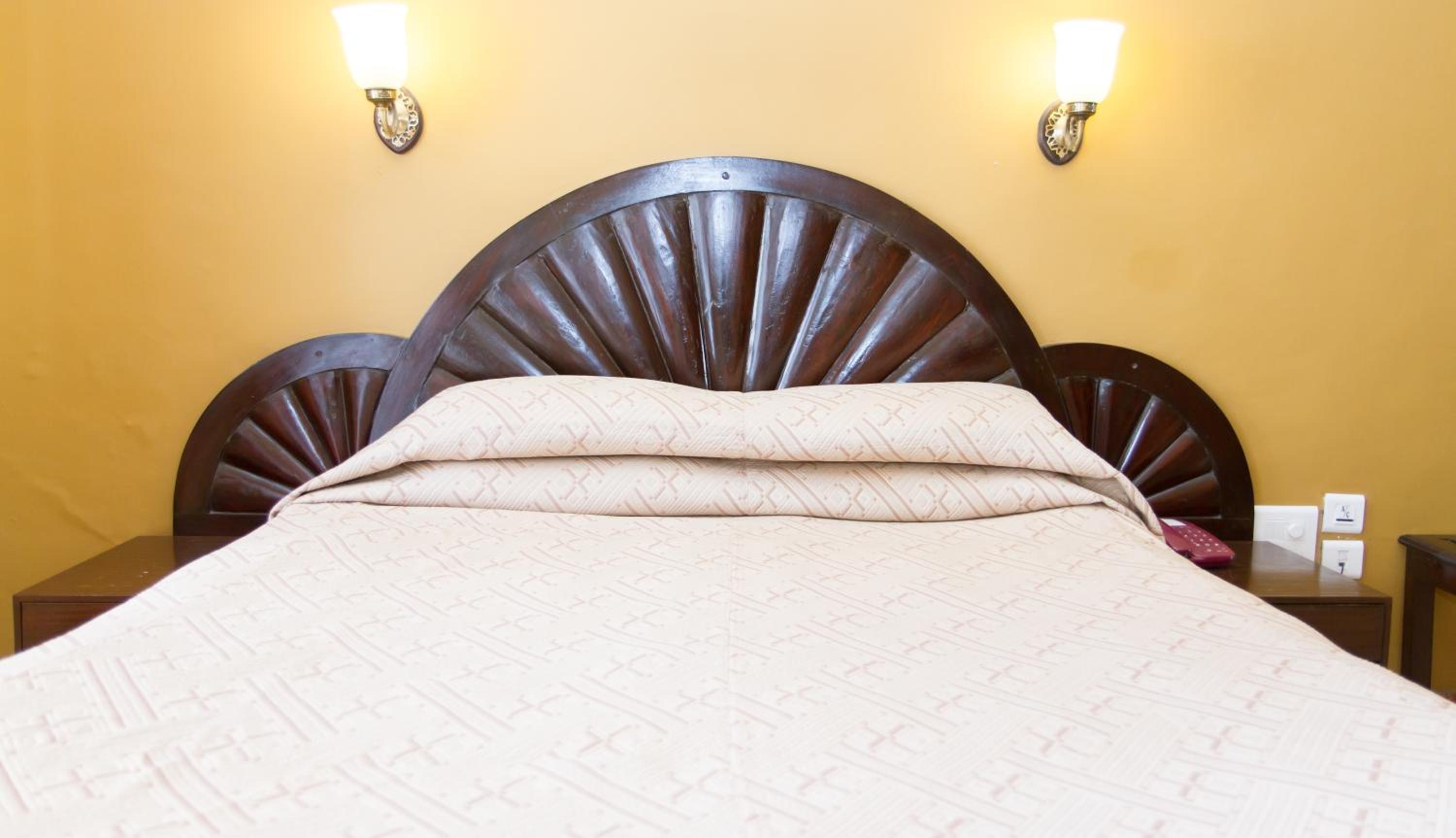 Standard Double or Twin Room photo 1