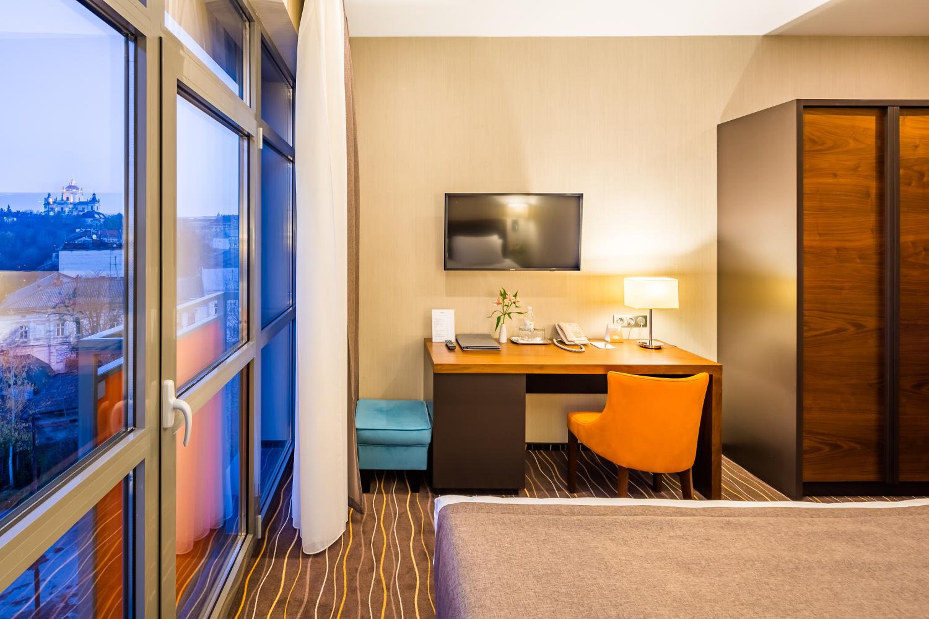 Standard Double Room with City View photo 1