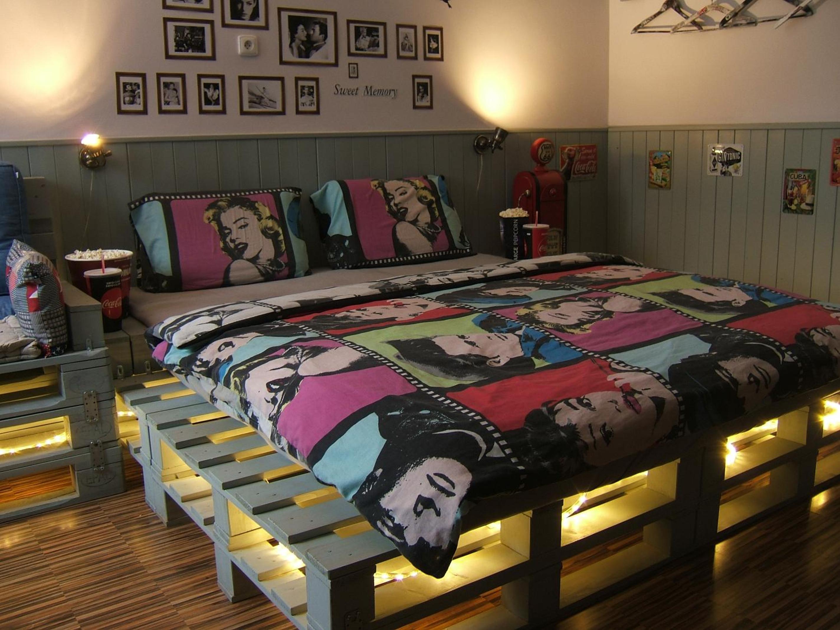 Special Offer - Double Room with Movie package photo 1