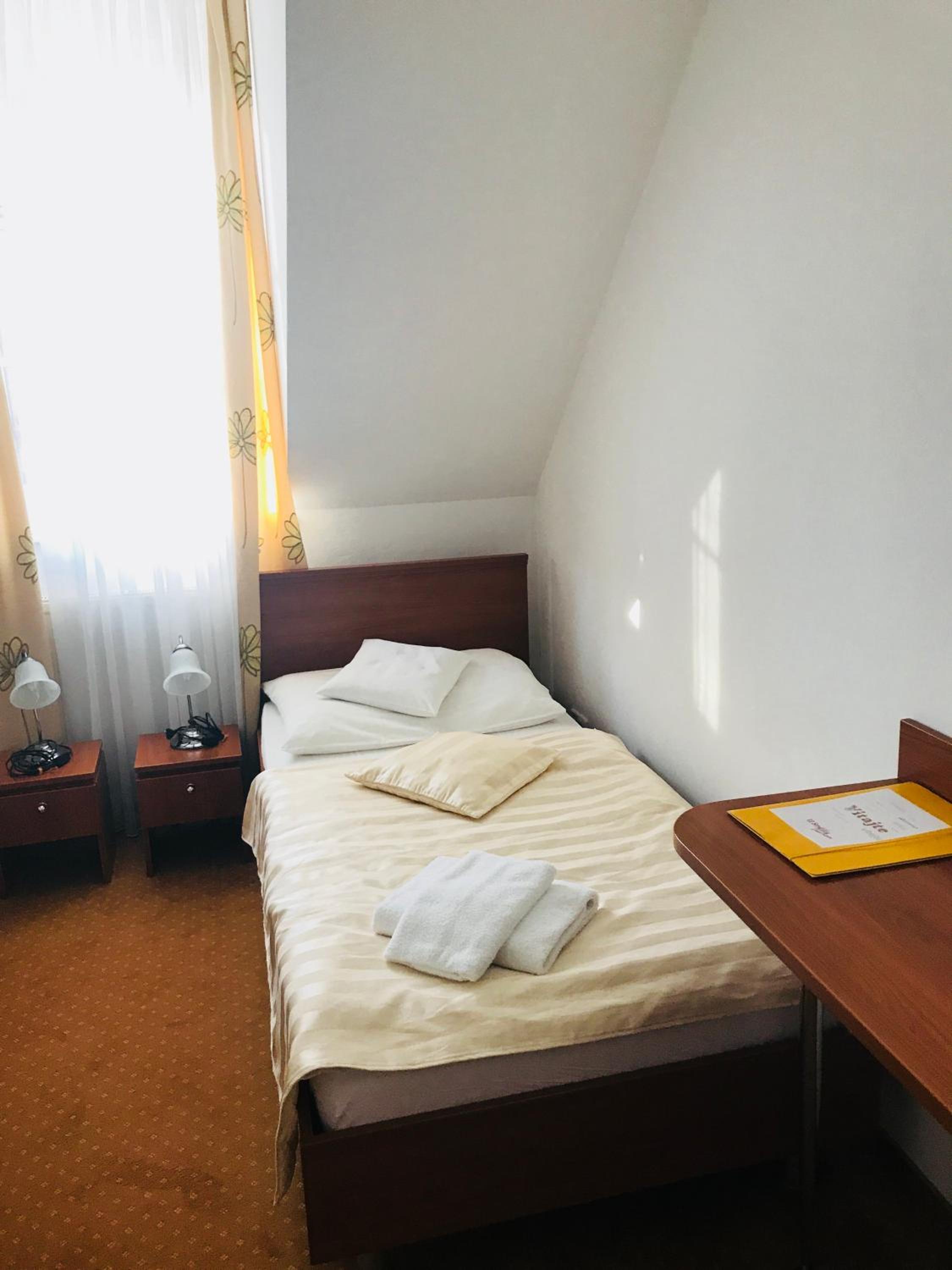 Twin Room with Private Bathroom