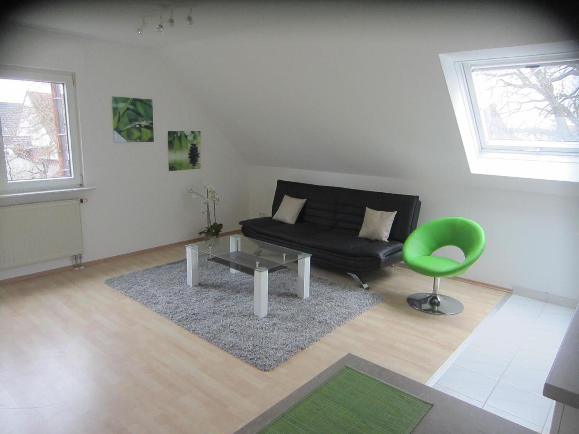 One-Bedroom Apartment photo 1