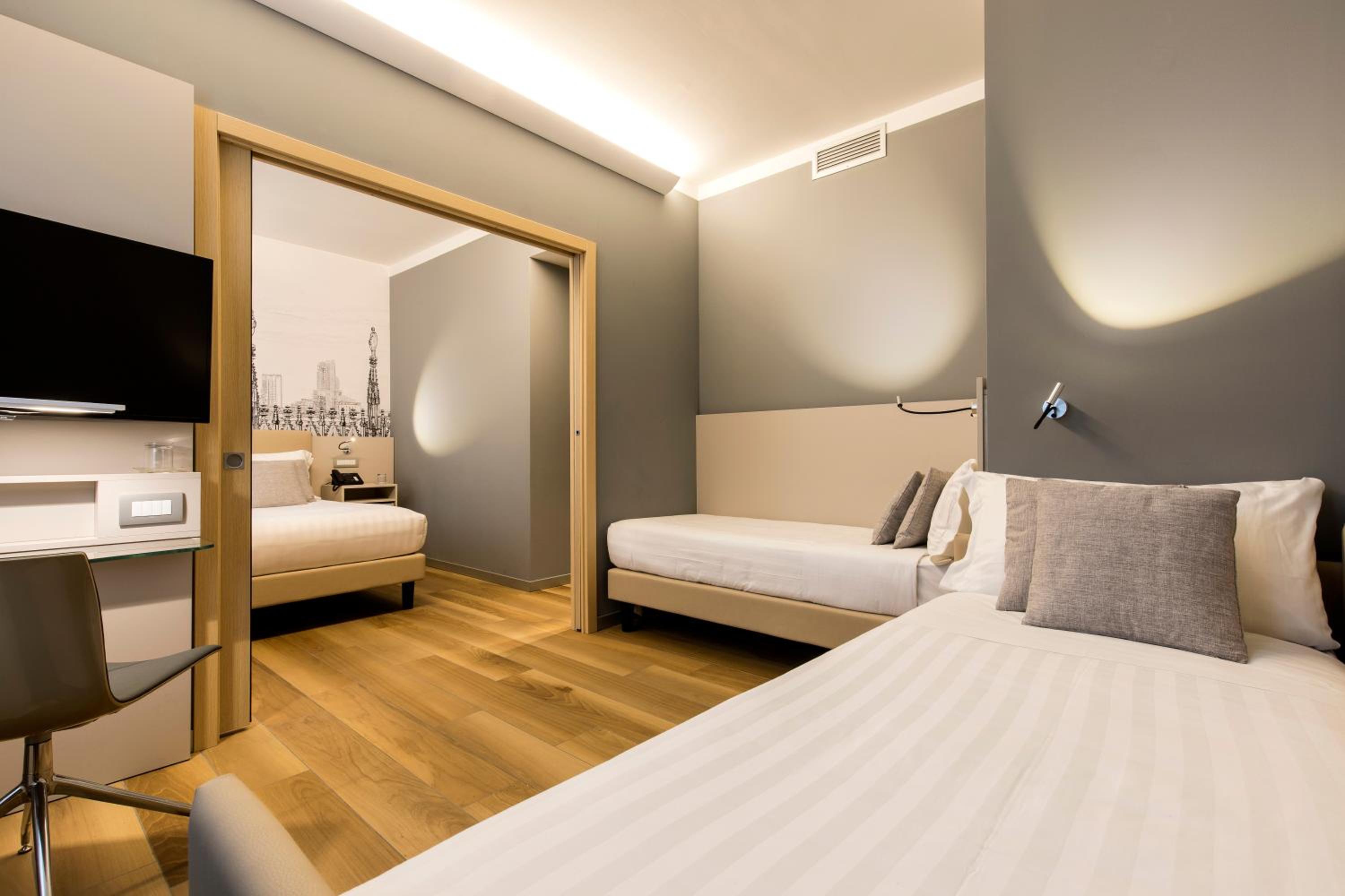 Superior Quadruple Room photo 3