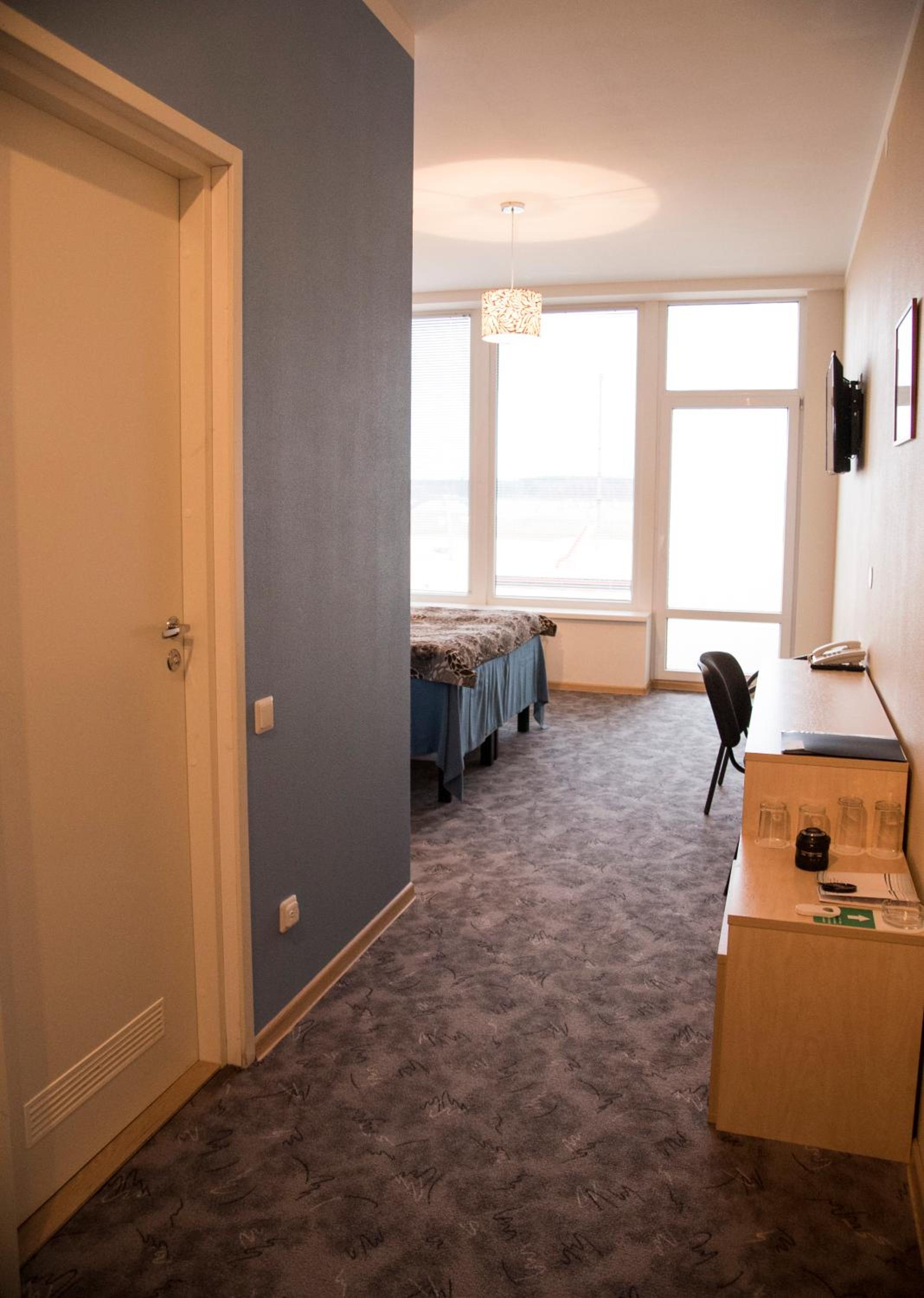 Standard Twin or Double Room - Photo 13