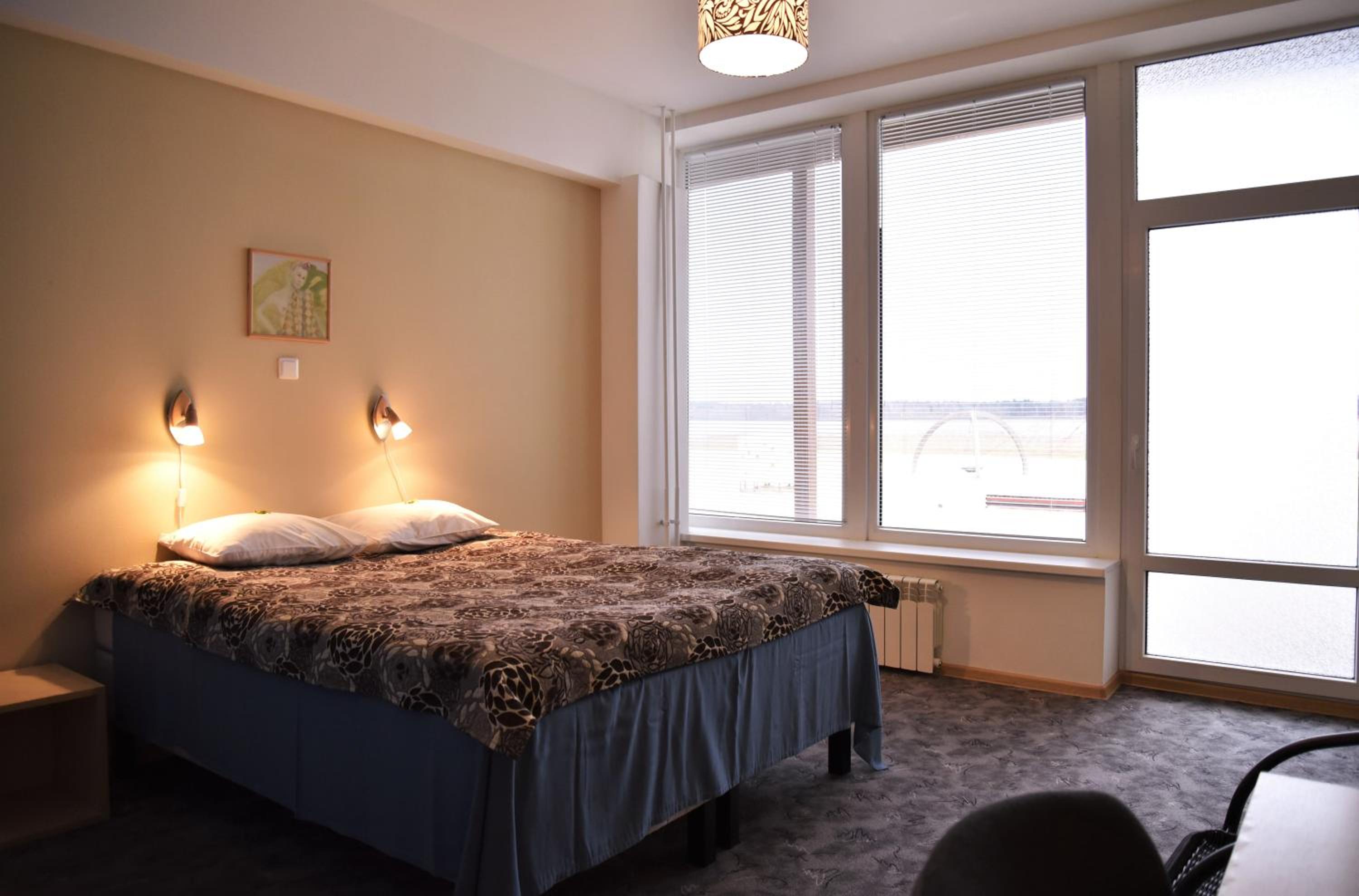 Standard Twin or Double Room - Photo 15