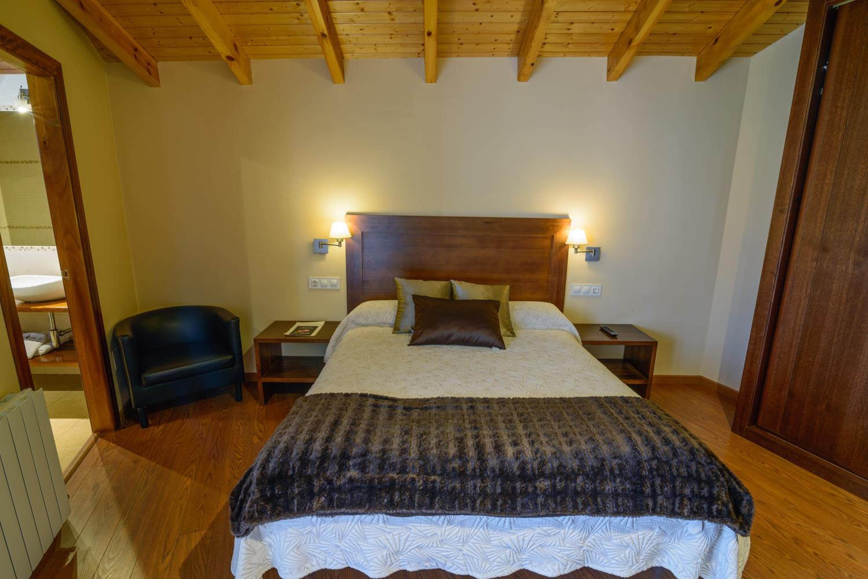 Apartamento de dos habitaciones con dos baños.