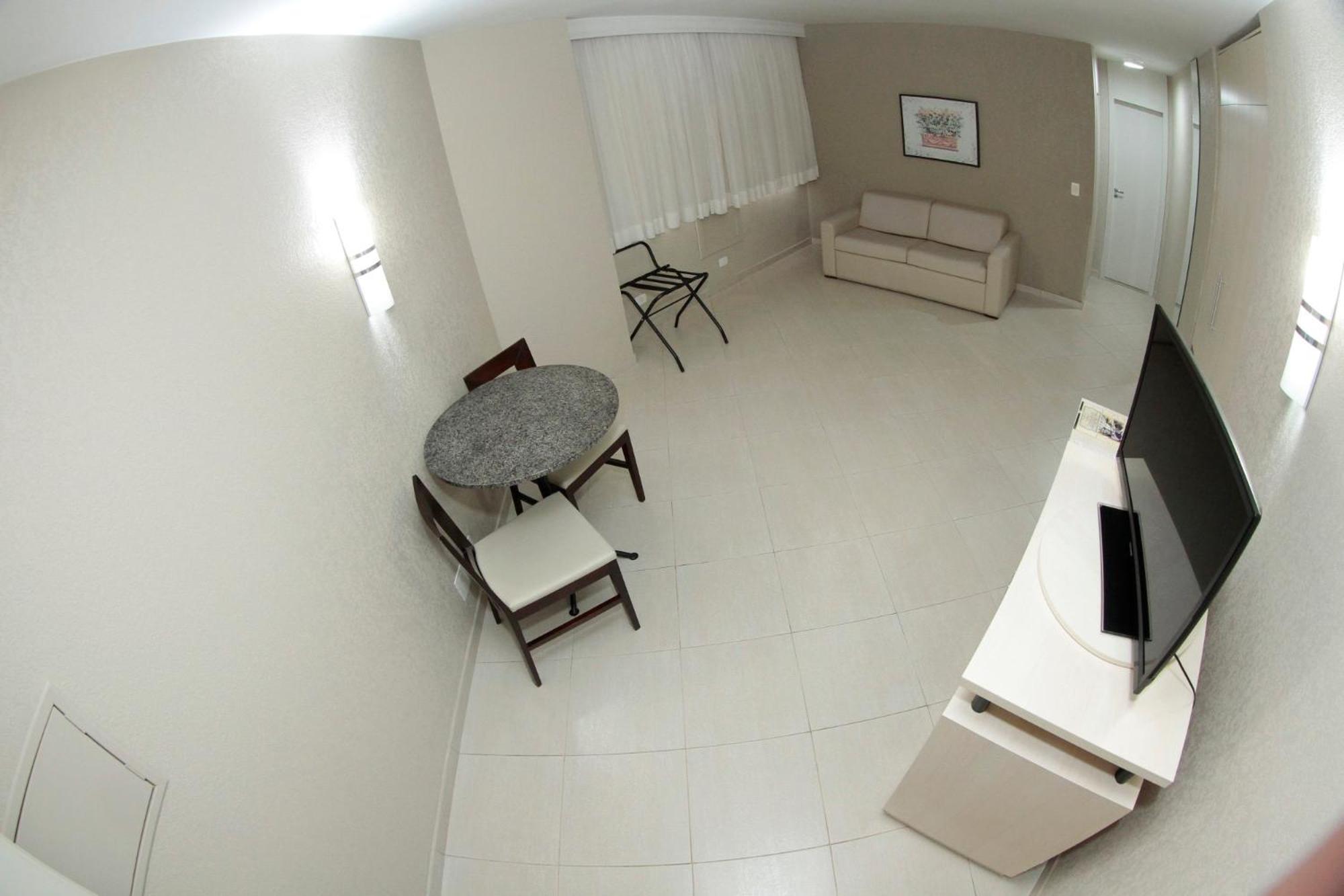 Superior King Room - Photo 5