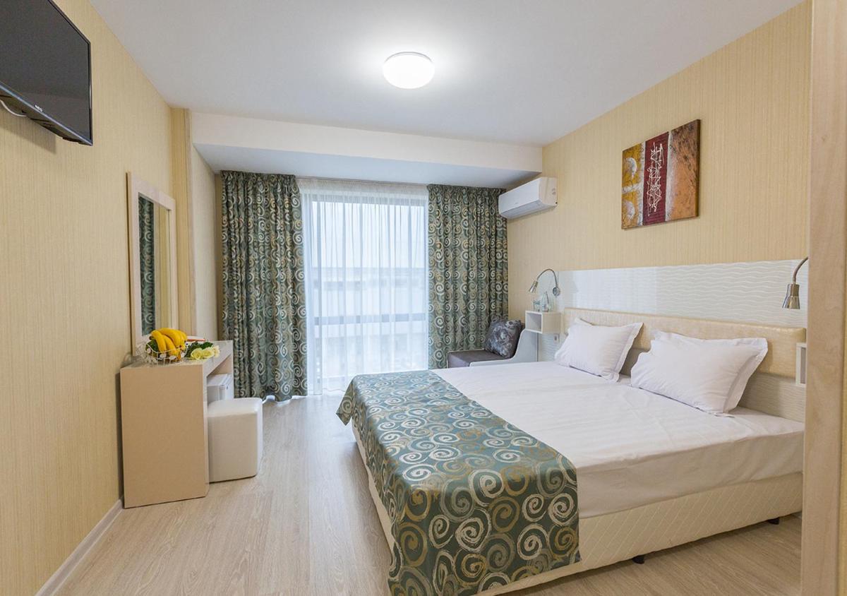 Standard Double or Twin Room - Photo 1
