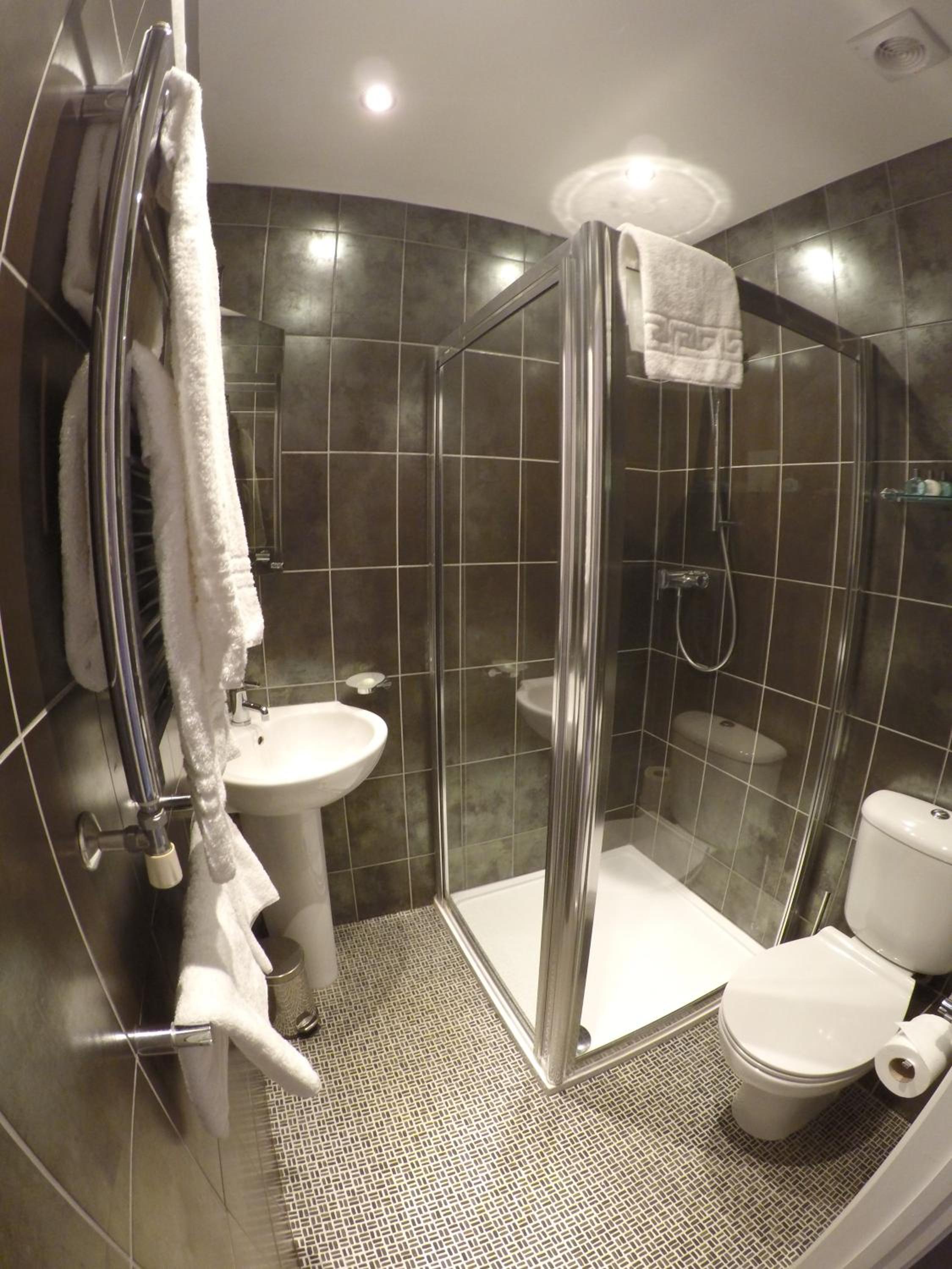 Double Room - Photo 4