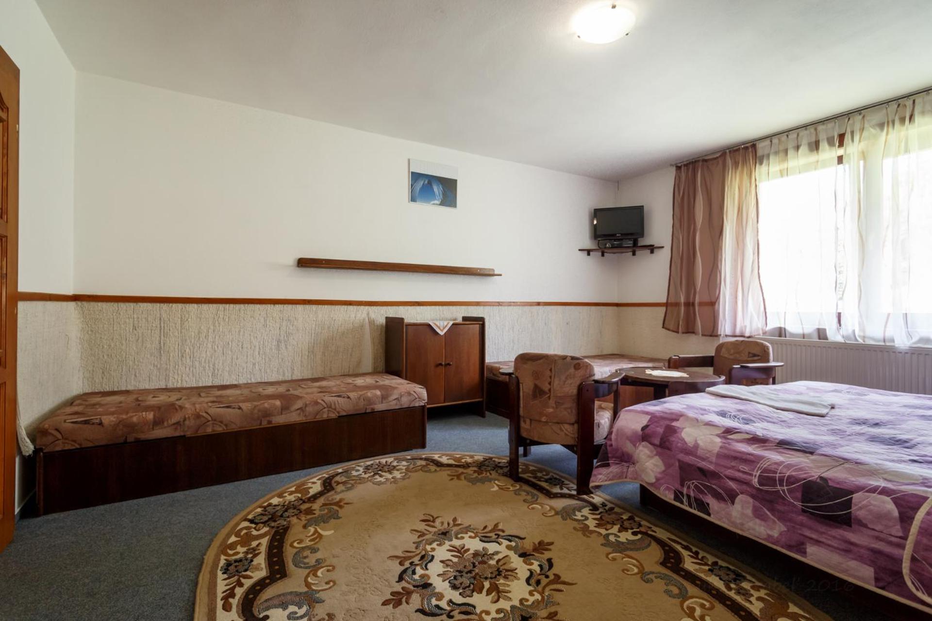 Quadruple Room photo 2
