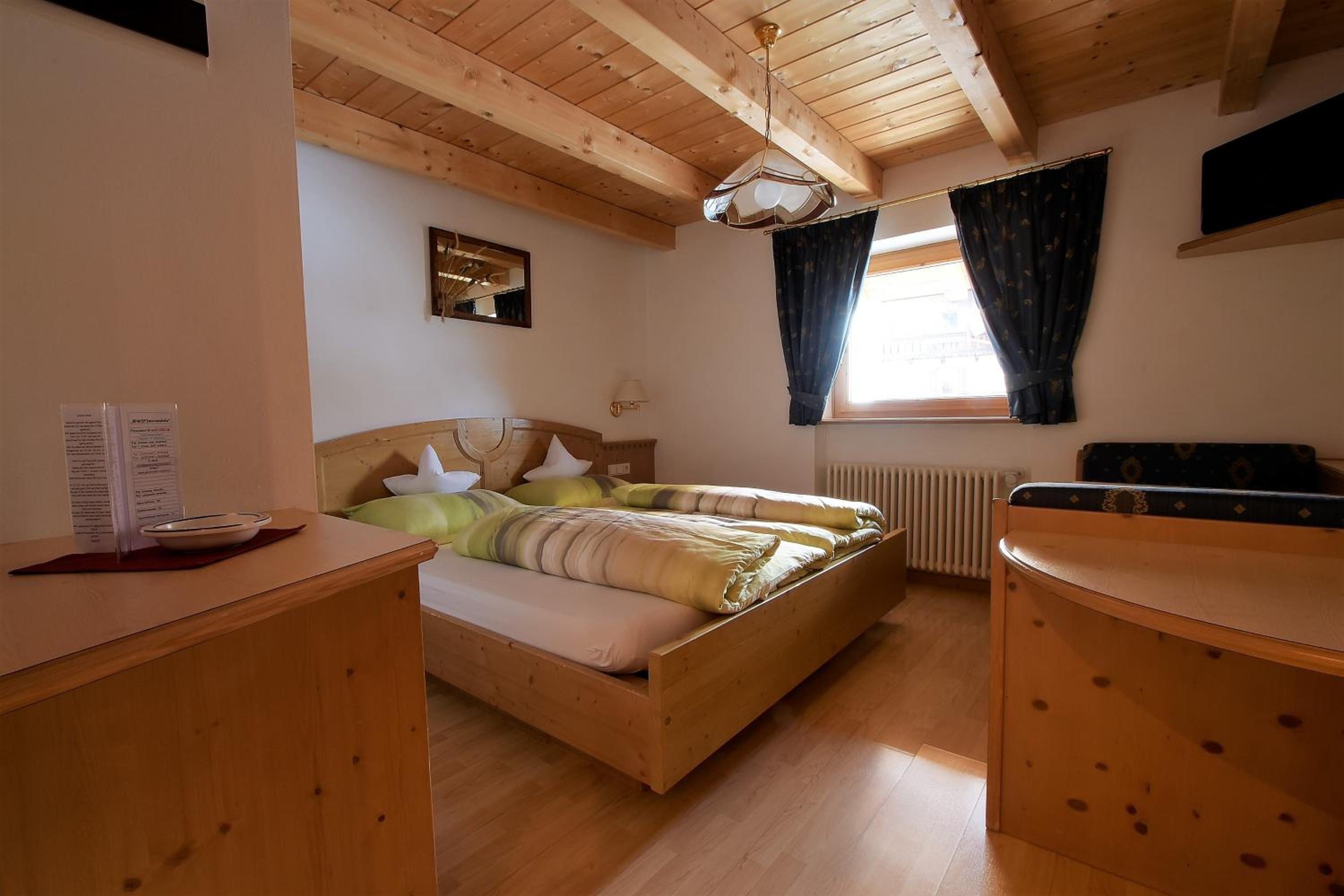 Standard Double Room photo 1