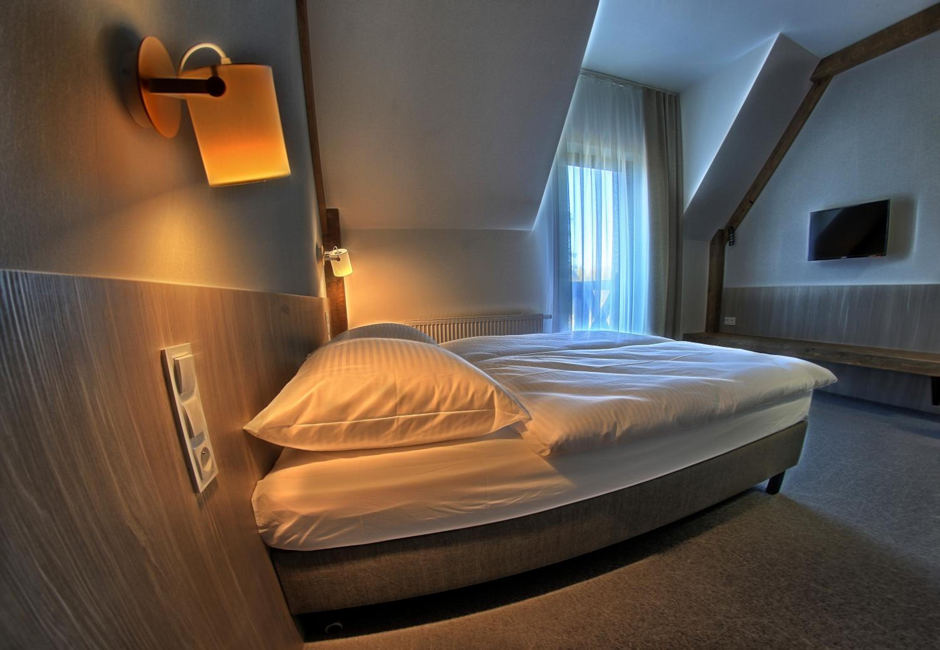 Standard Double Room - Photo 3