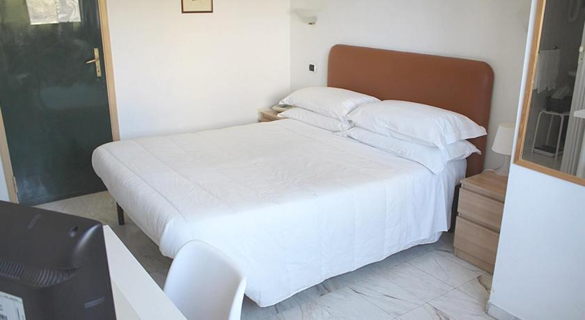 Economy Single Room