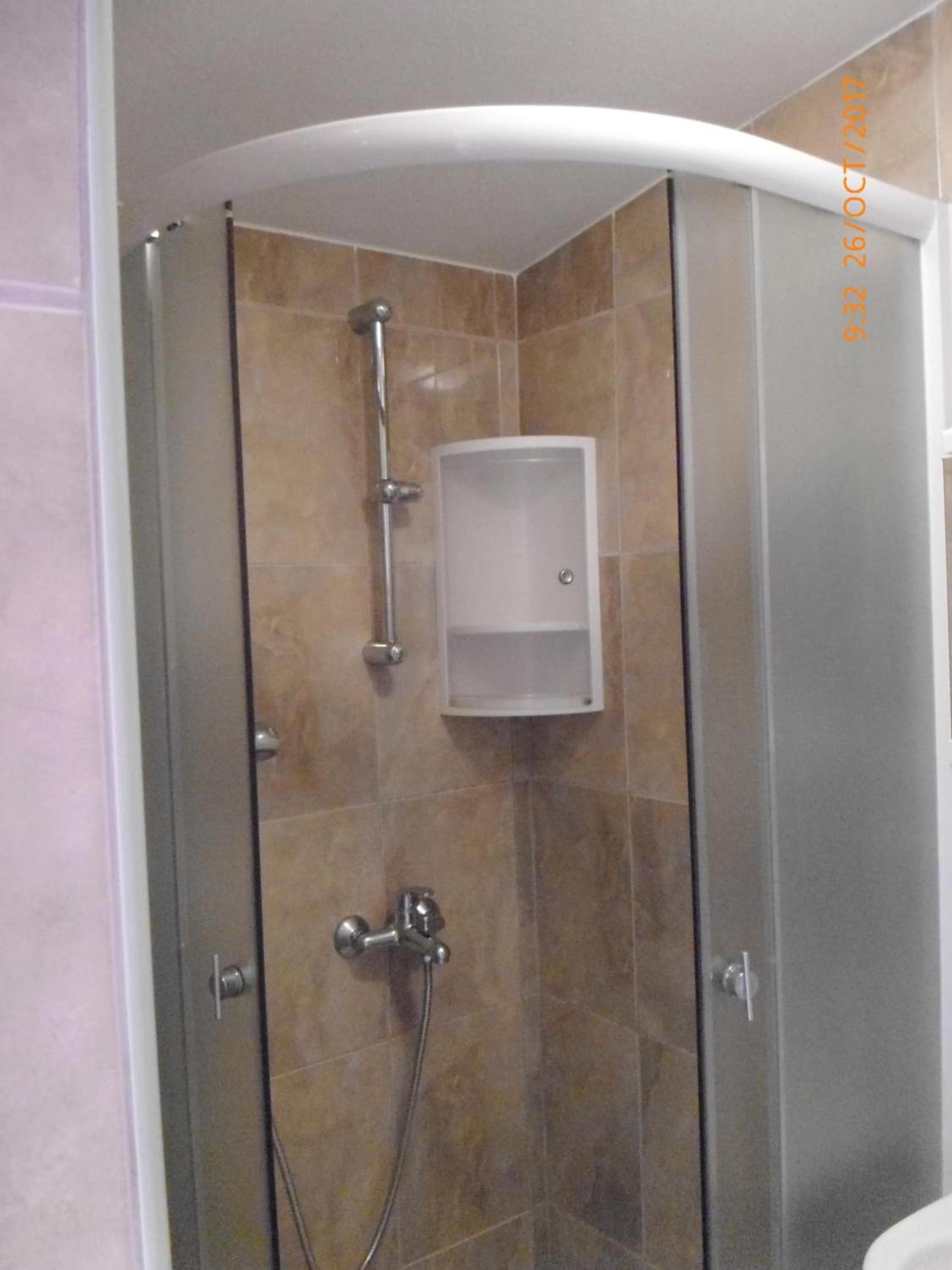 Studio Apartment - Photo 13