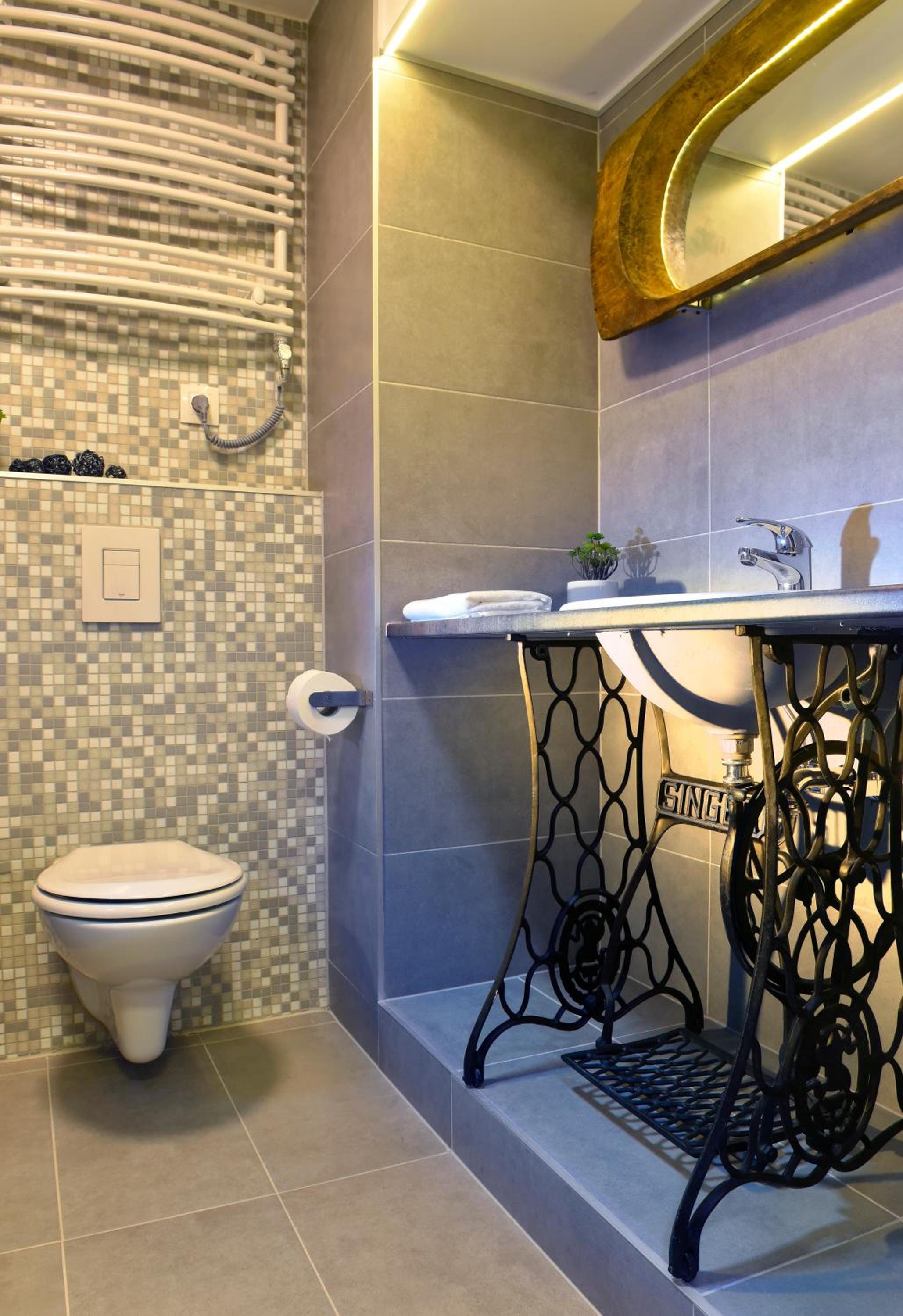 Family Suite - Photo 8