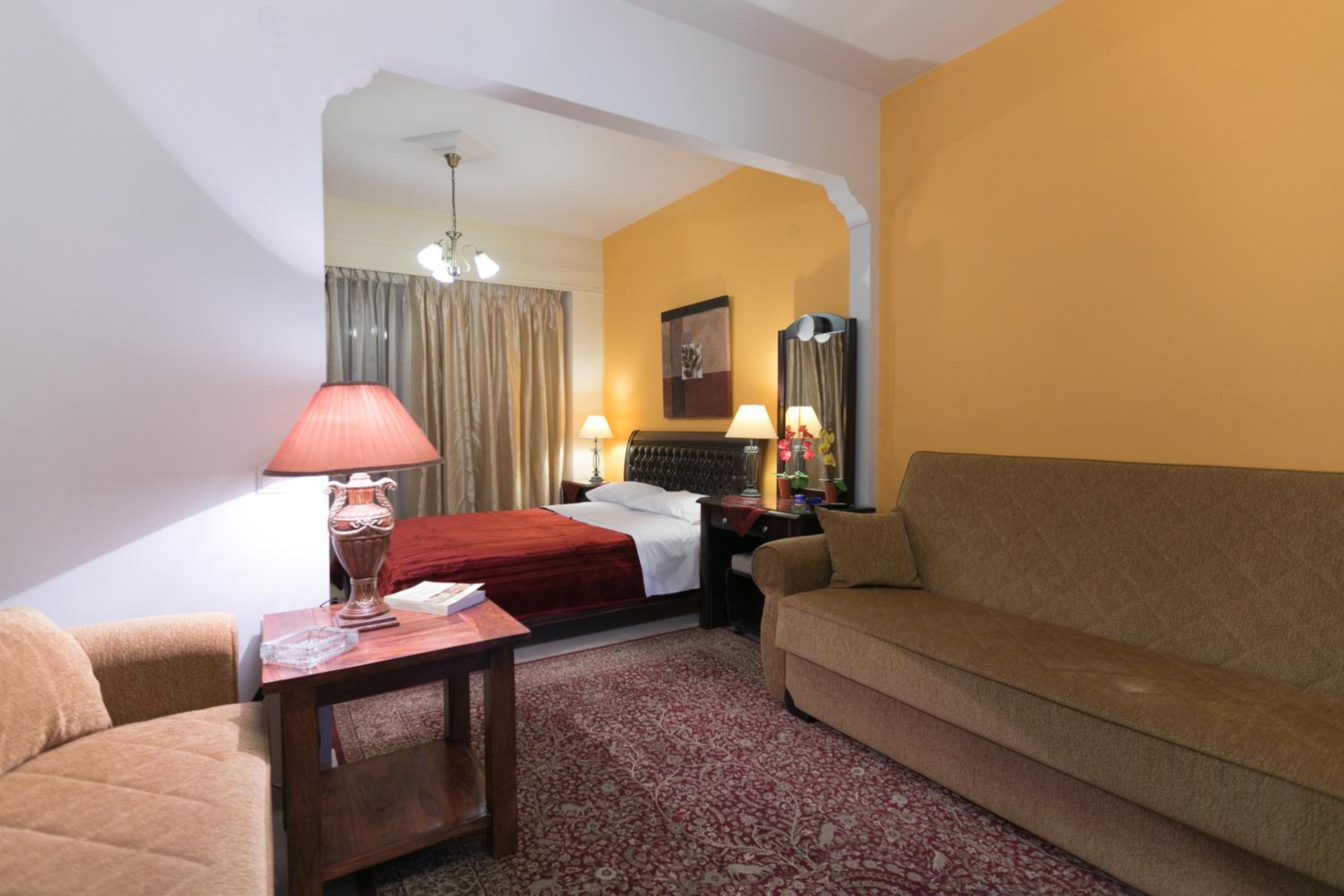 Deluxe Triple Room - Photo 9