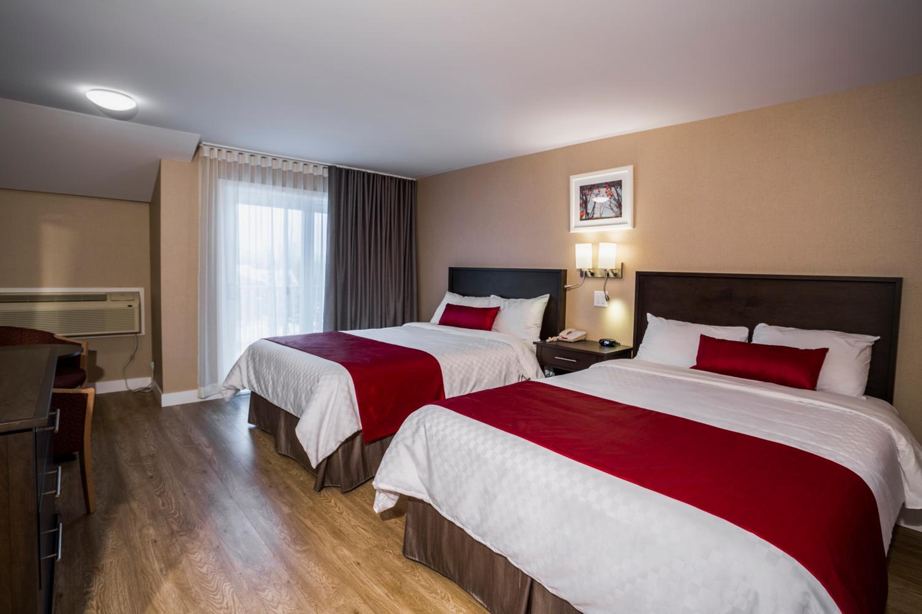 Superior Queen Room - 2 Queen Beds with Wood Floor