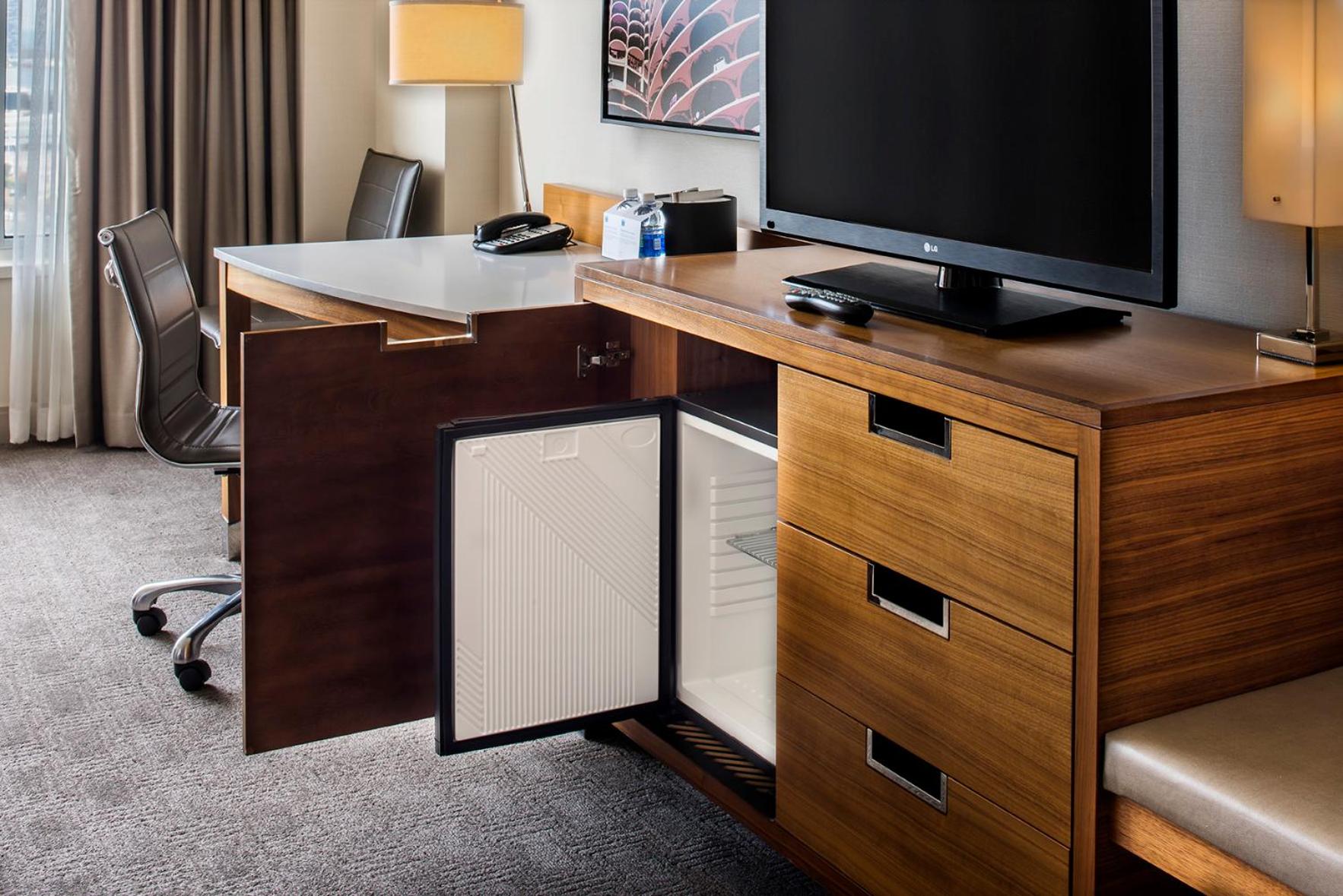 Corner King Room - Photo 6