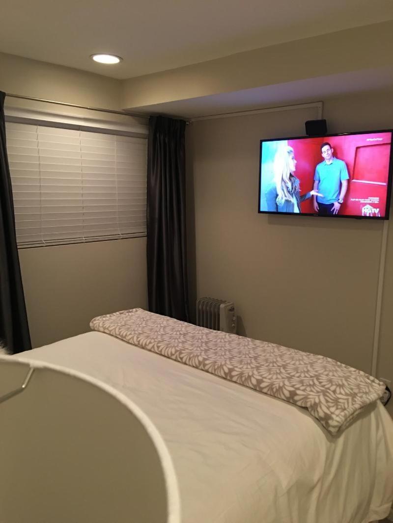 Queen Suite with Sea View photo 3
