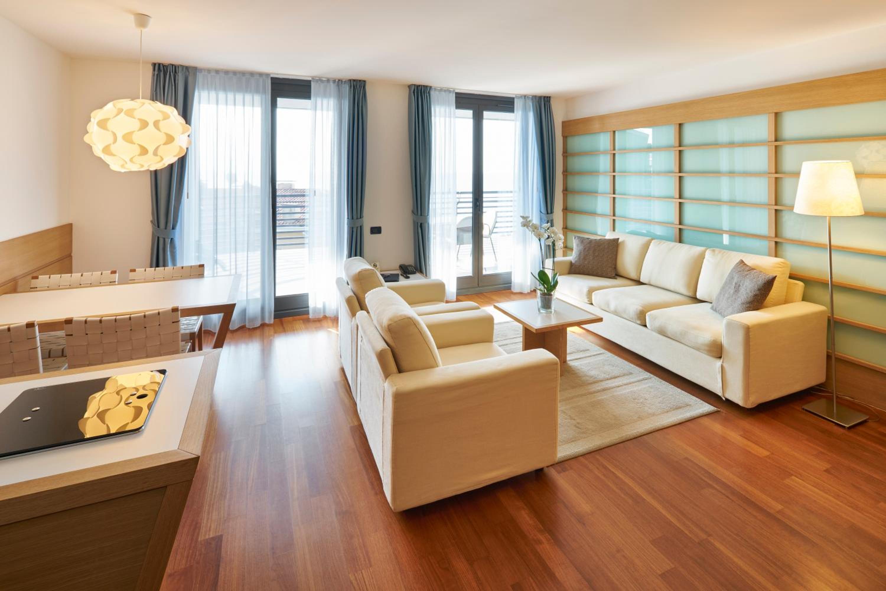 Suite with Sea View - Photo 4