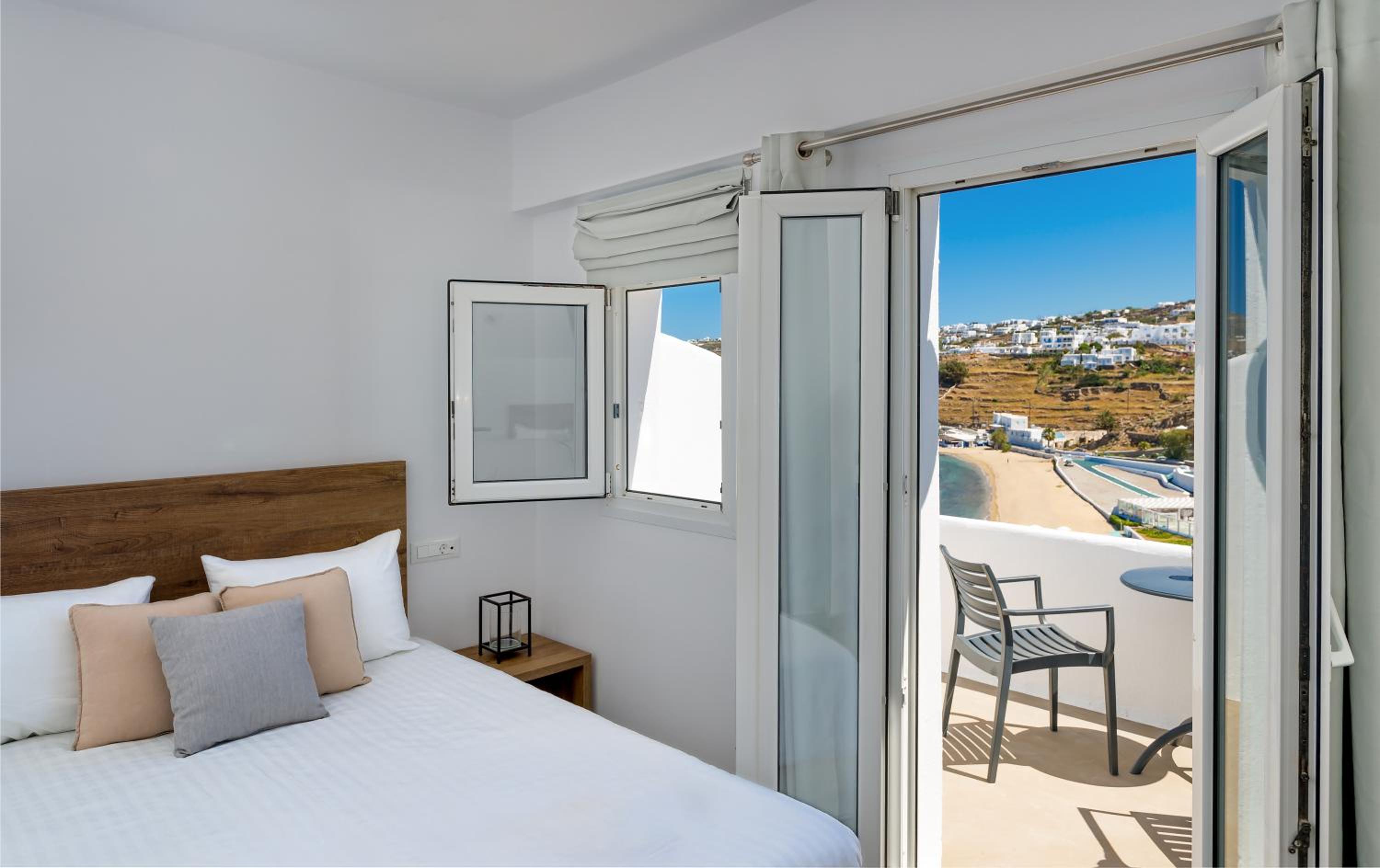 Double Room with Balcony and Sea View