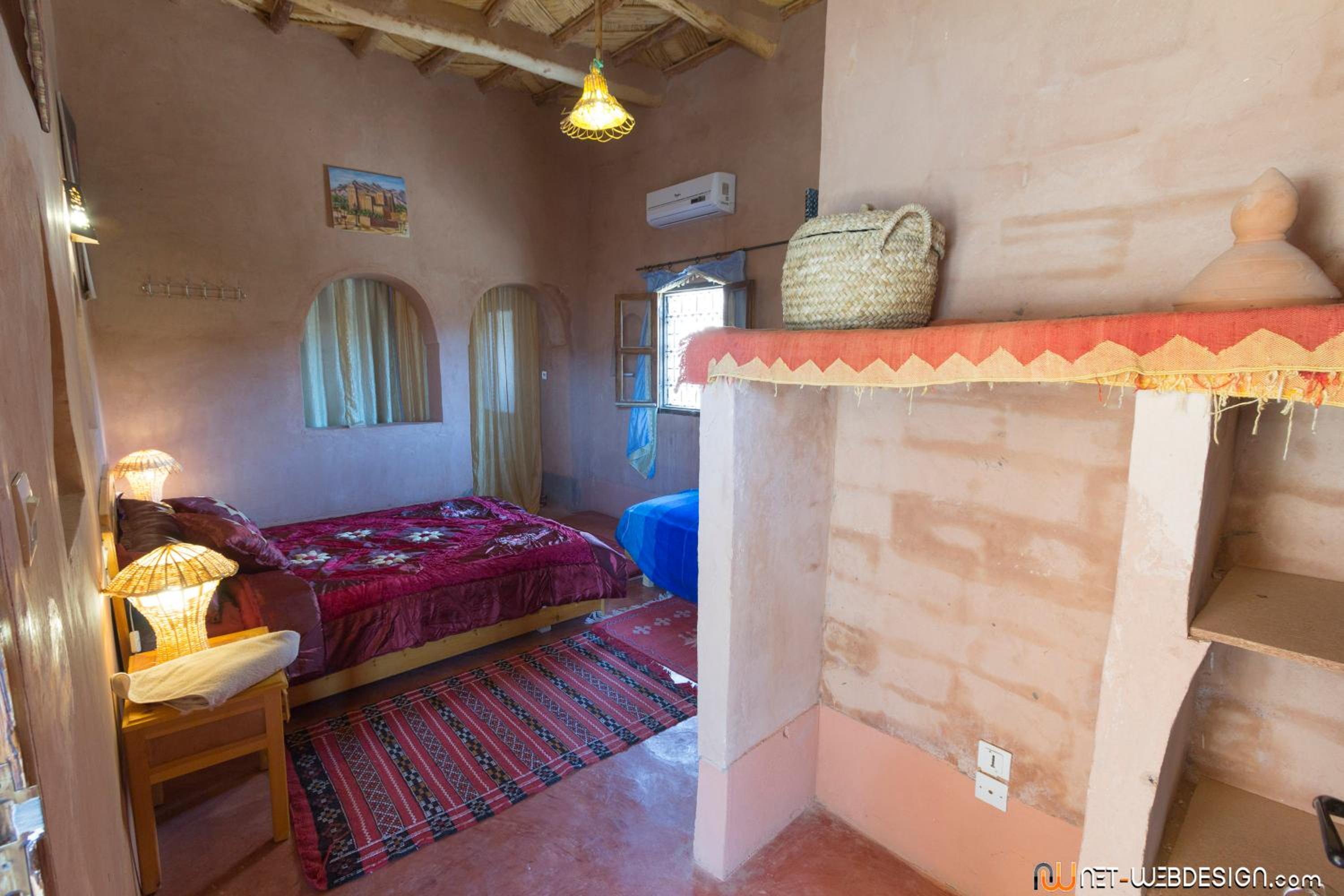 Aicha Quadruple Room photo 2
