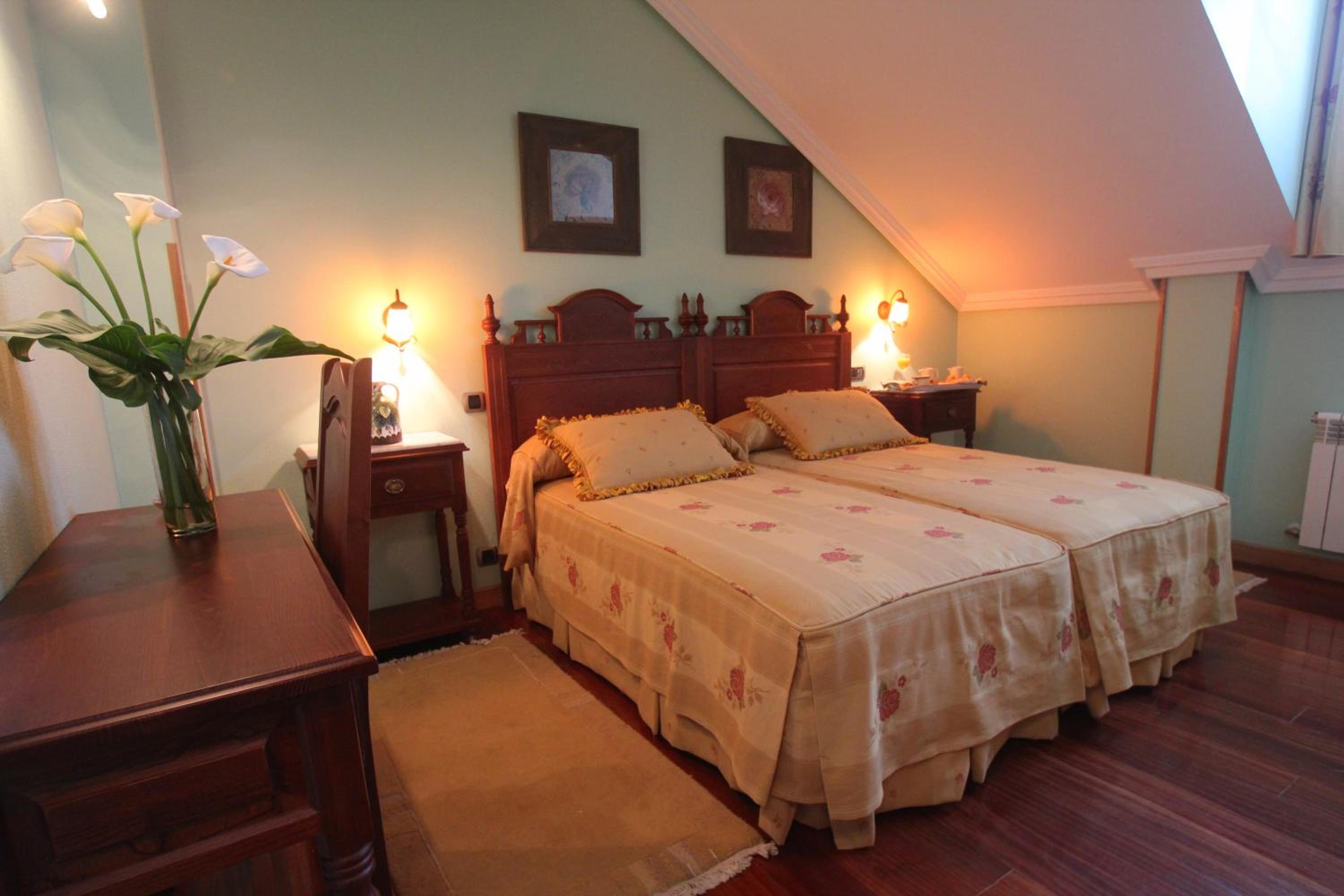 Double or Twin Room photo 3
