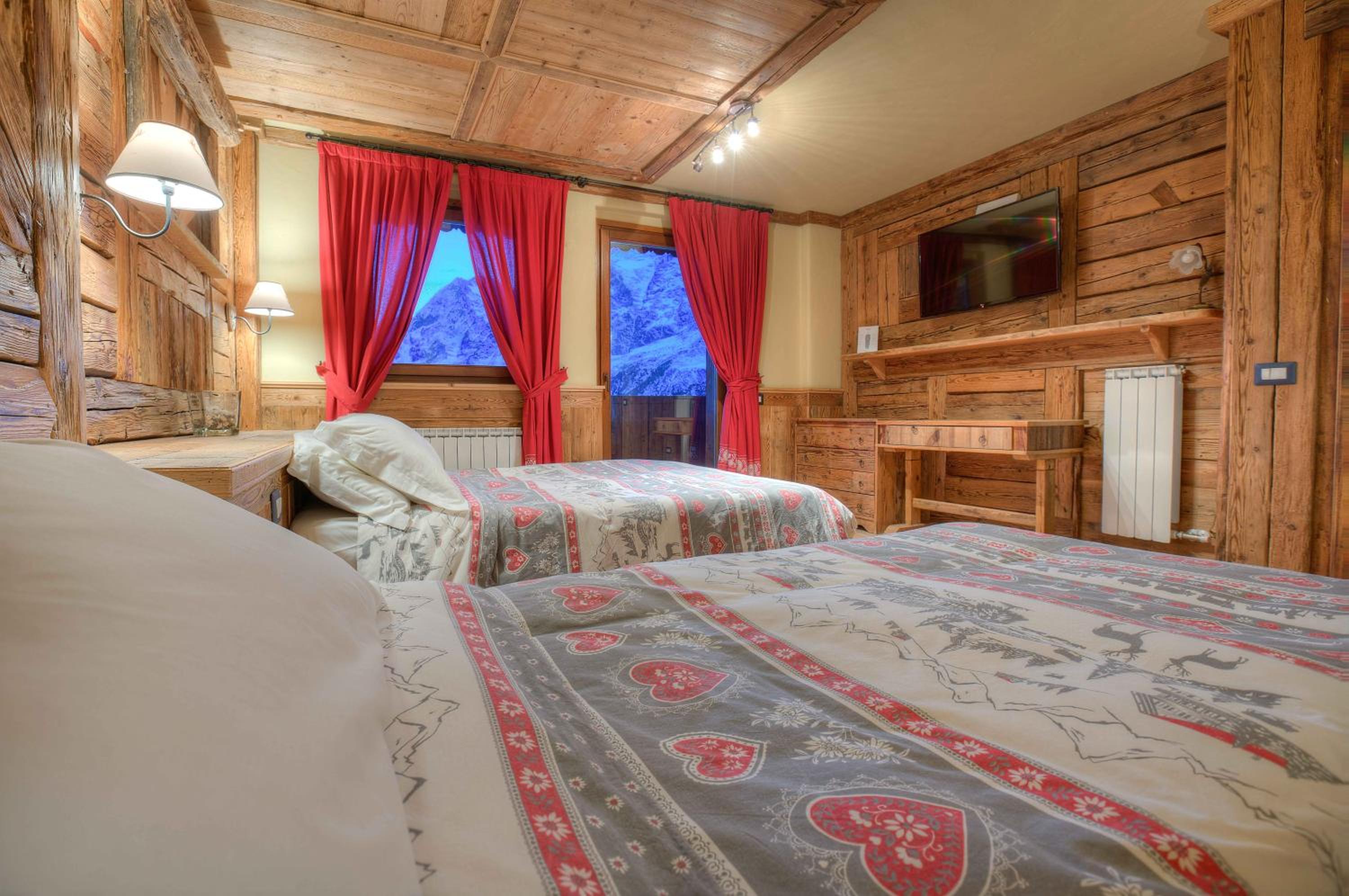 Family Suite with Balcony
