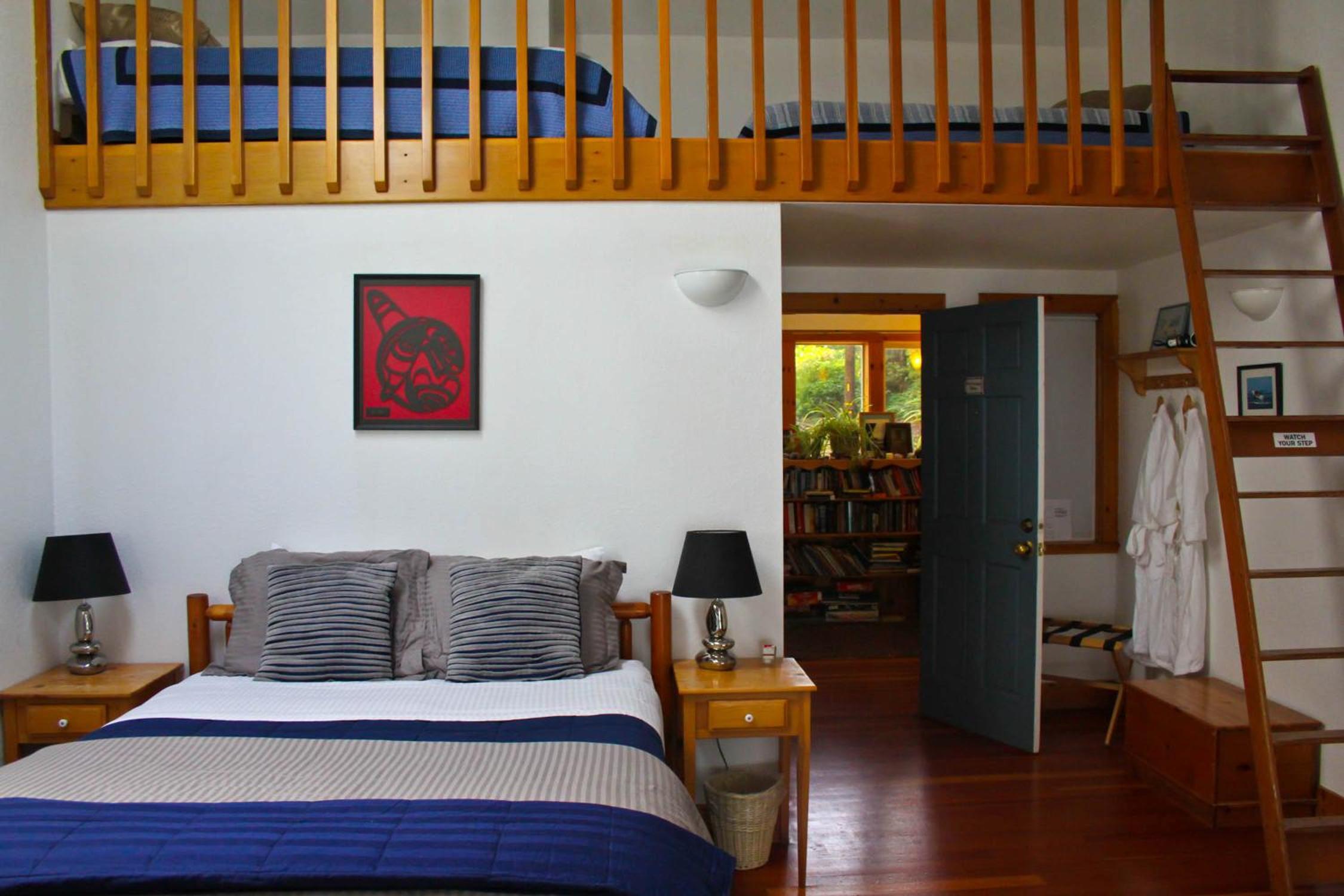 Queen Room with Balcony photo 3