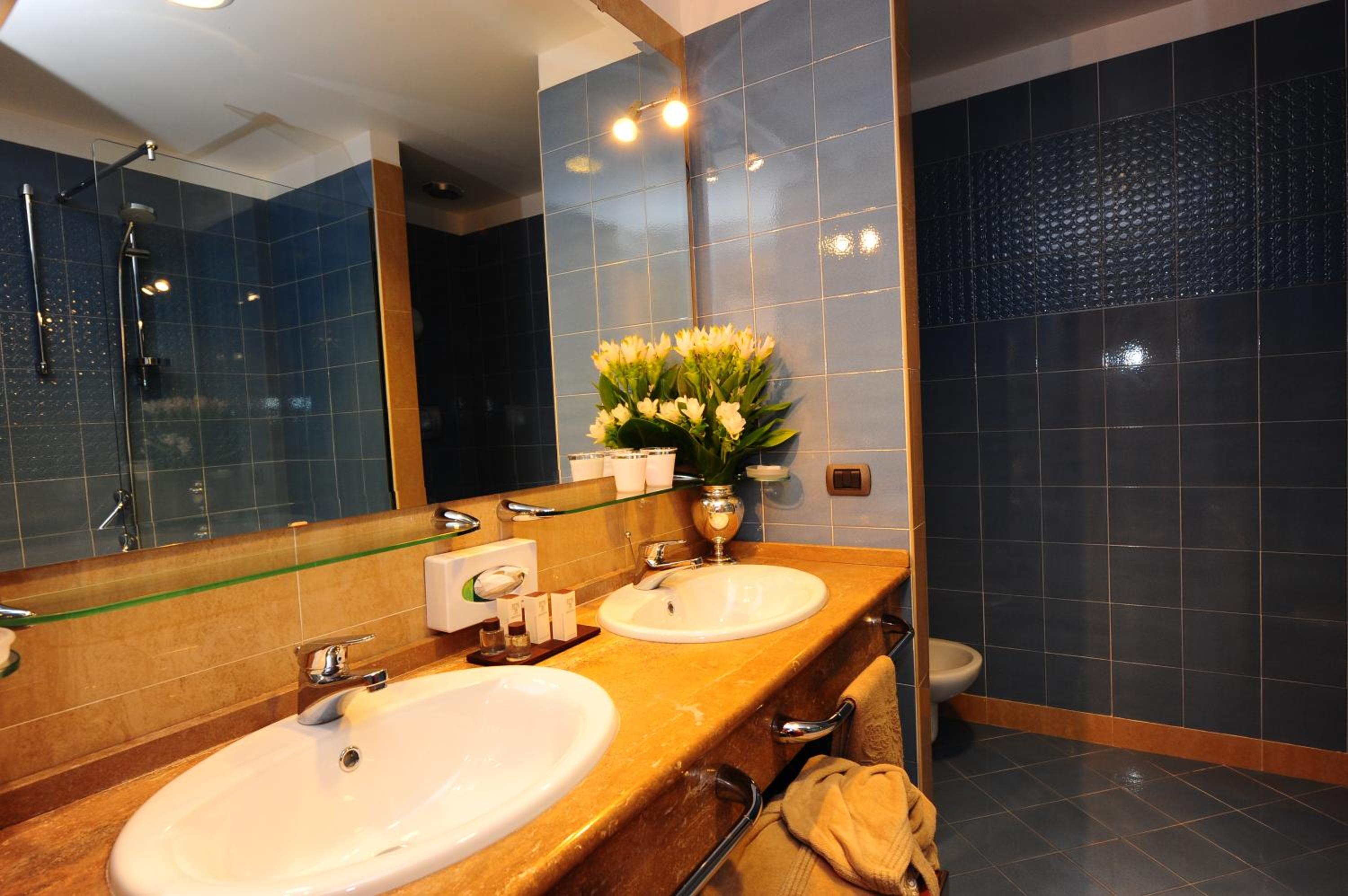 Junior Suite - Photo 7