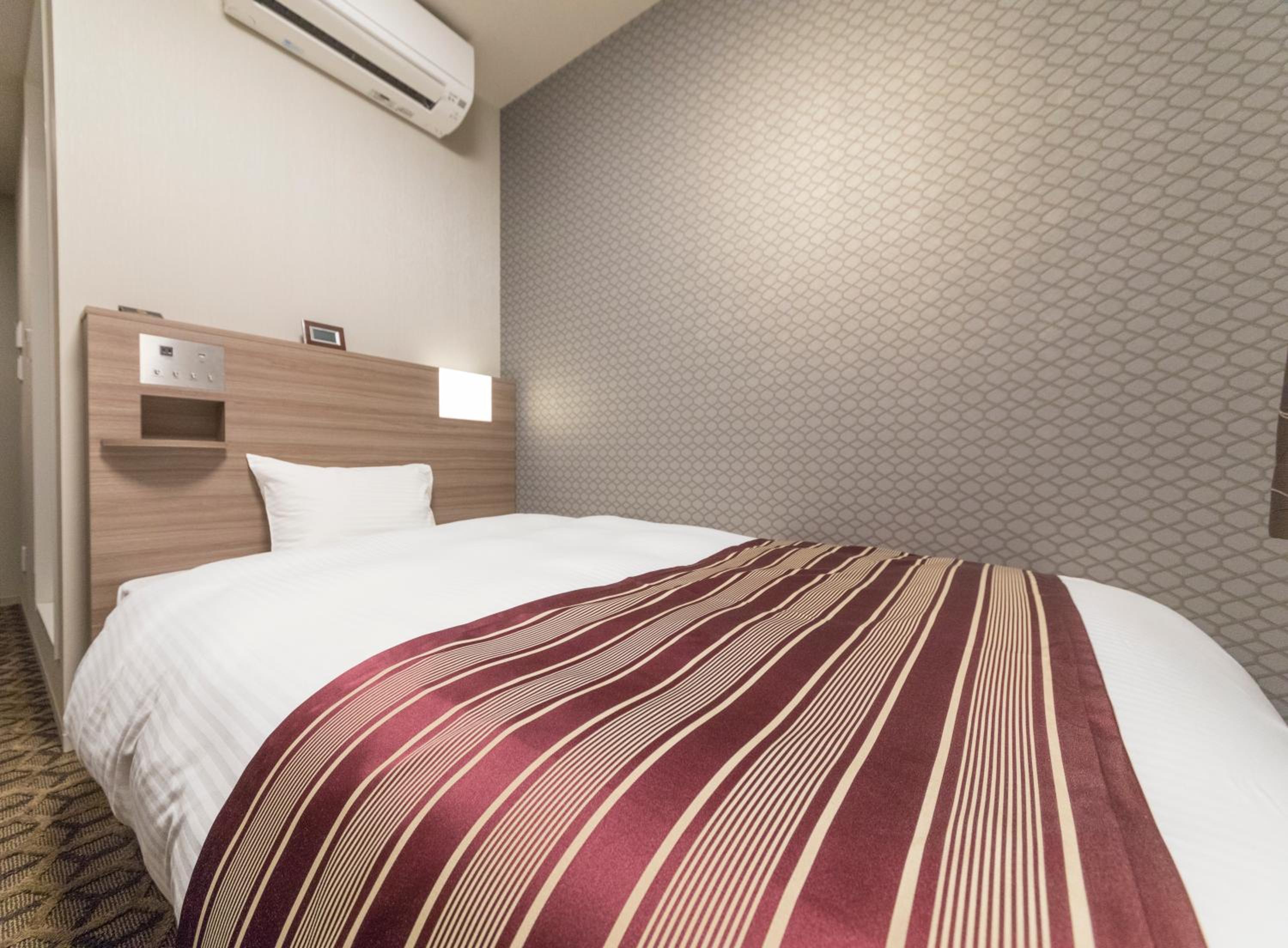 Double Room - Non-Smoking  photo 1