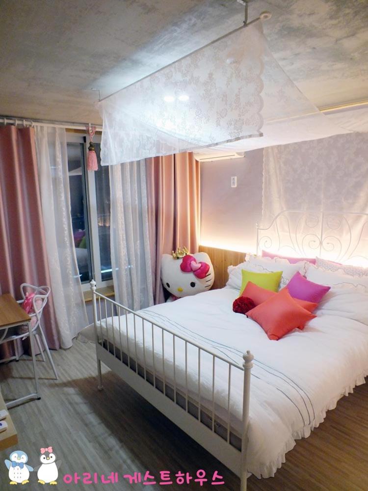 Double Room with Private Bathroom photo 1
