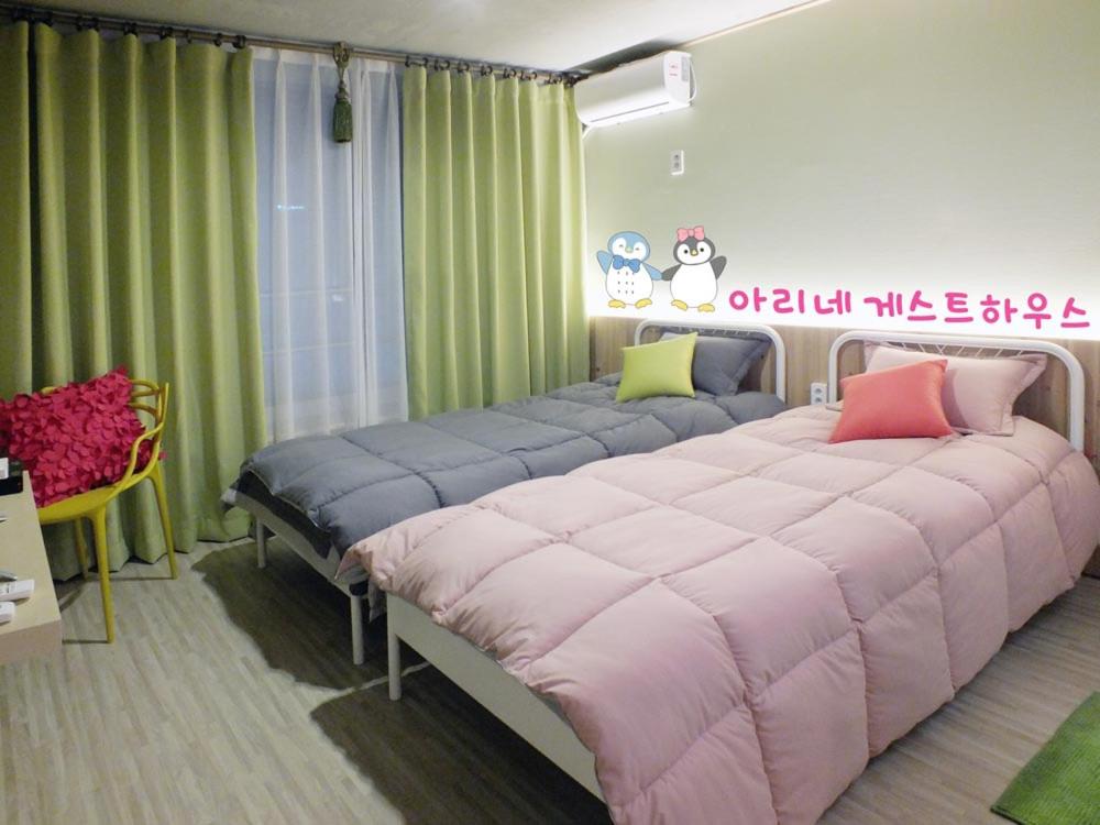 Twin Room with Private Bathroom photo 1