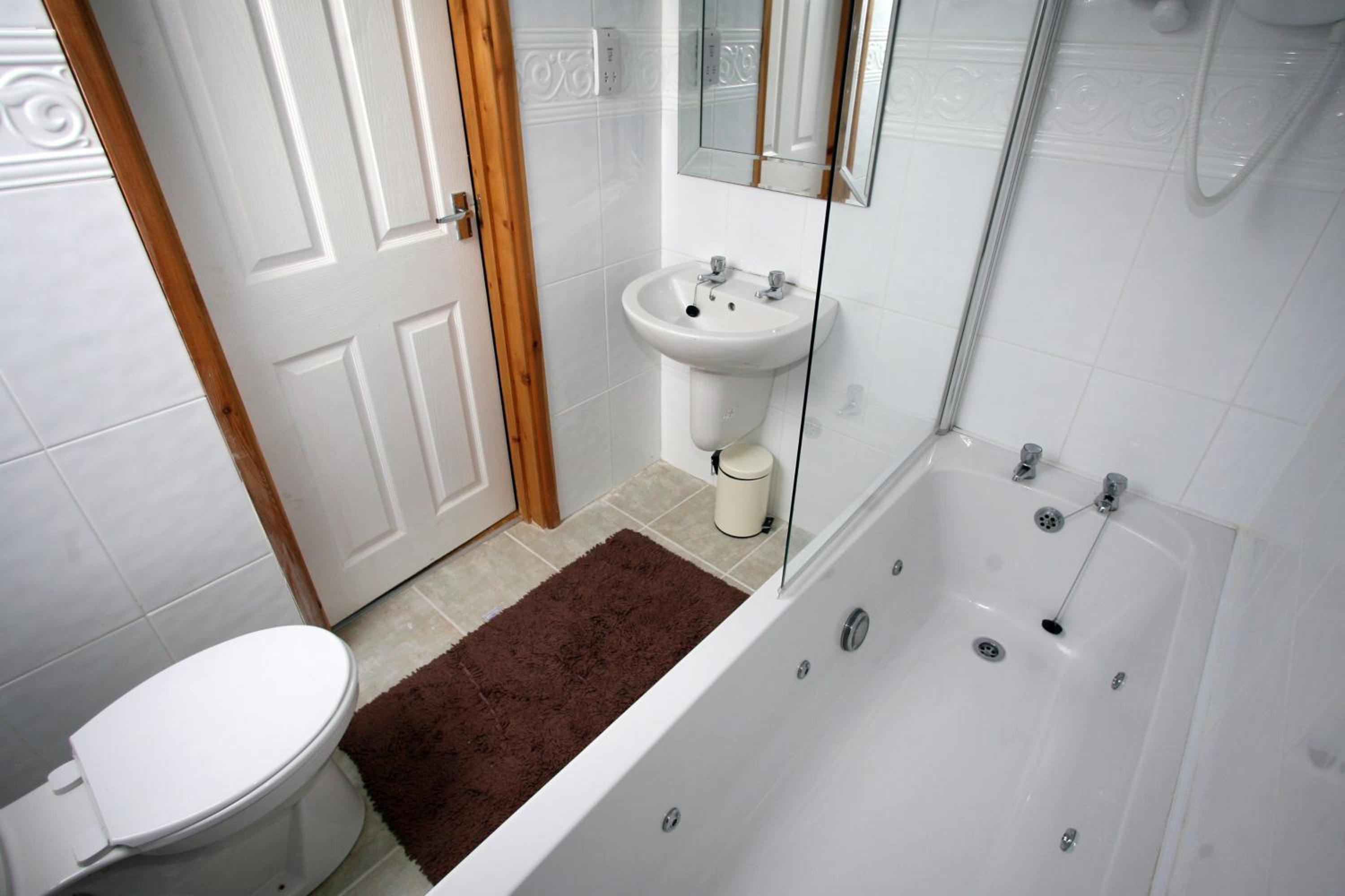 Single Room photo 3