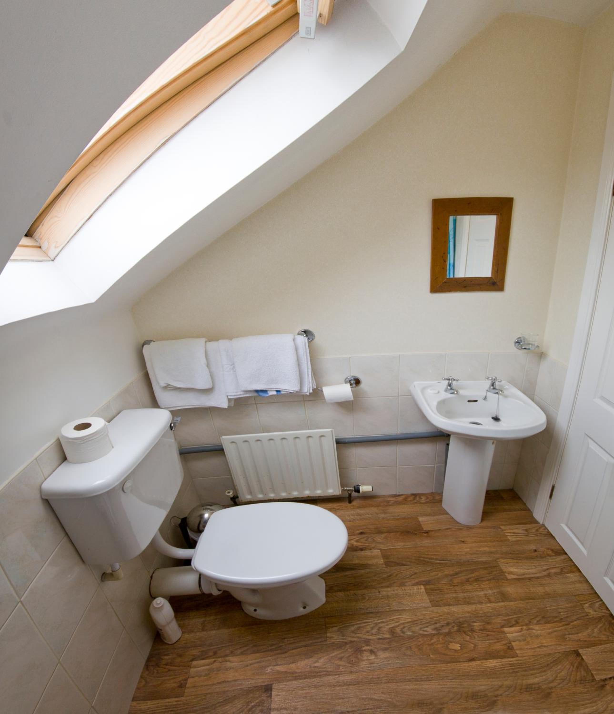 Budget Twin Room photo 2
