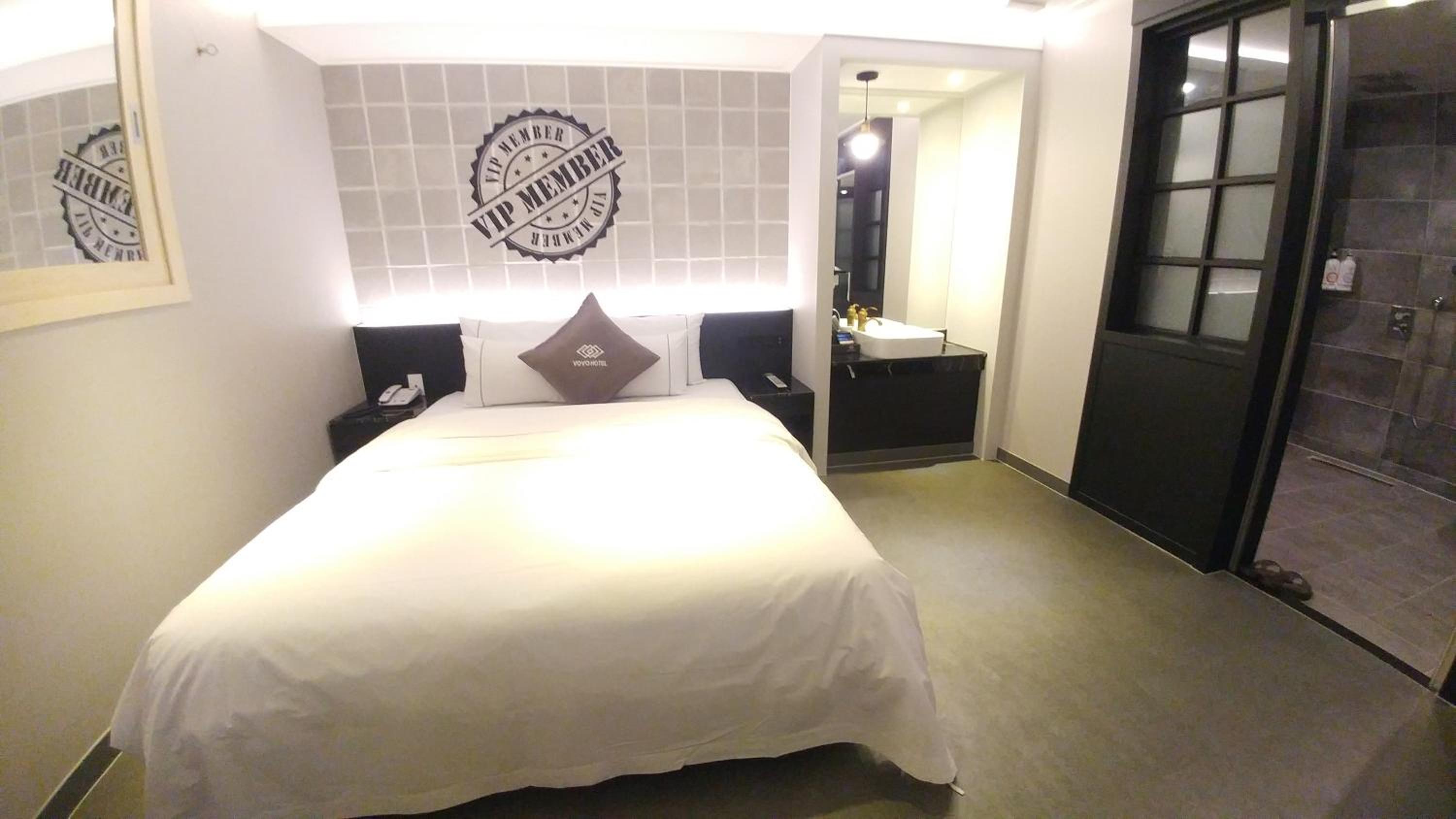 Double Room - Photo 39