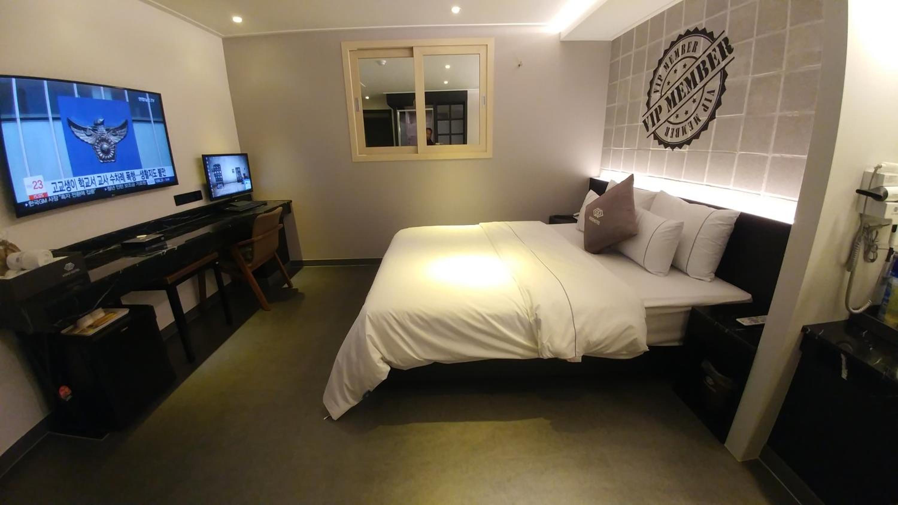 Double Room - Photo 20