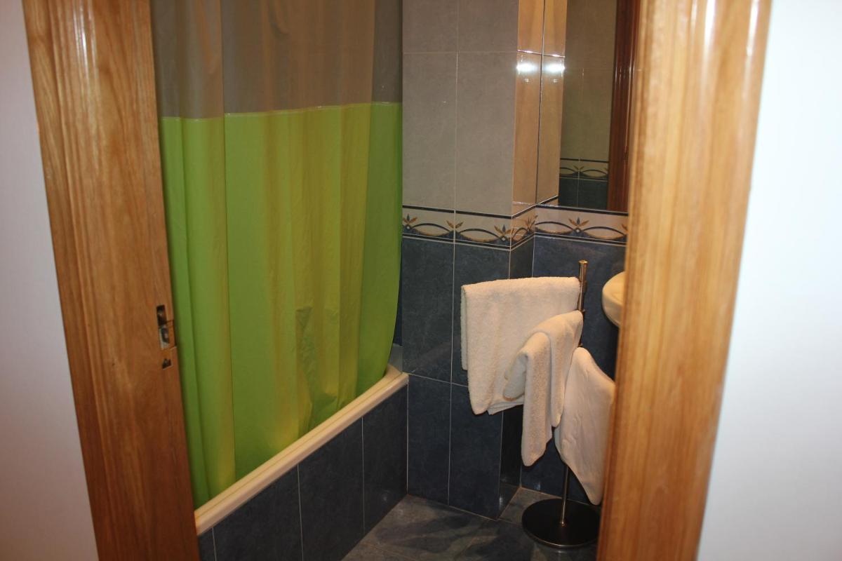 Deluxe Queen Room photo 1