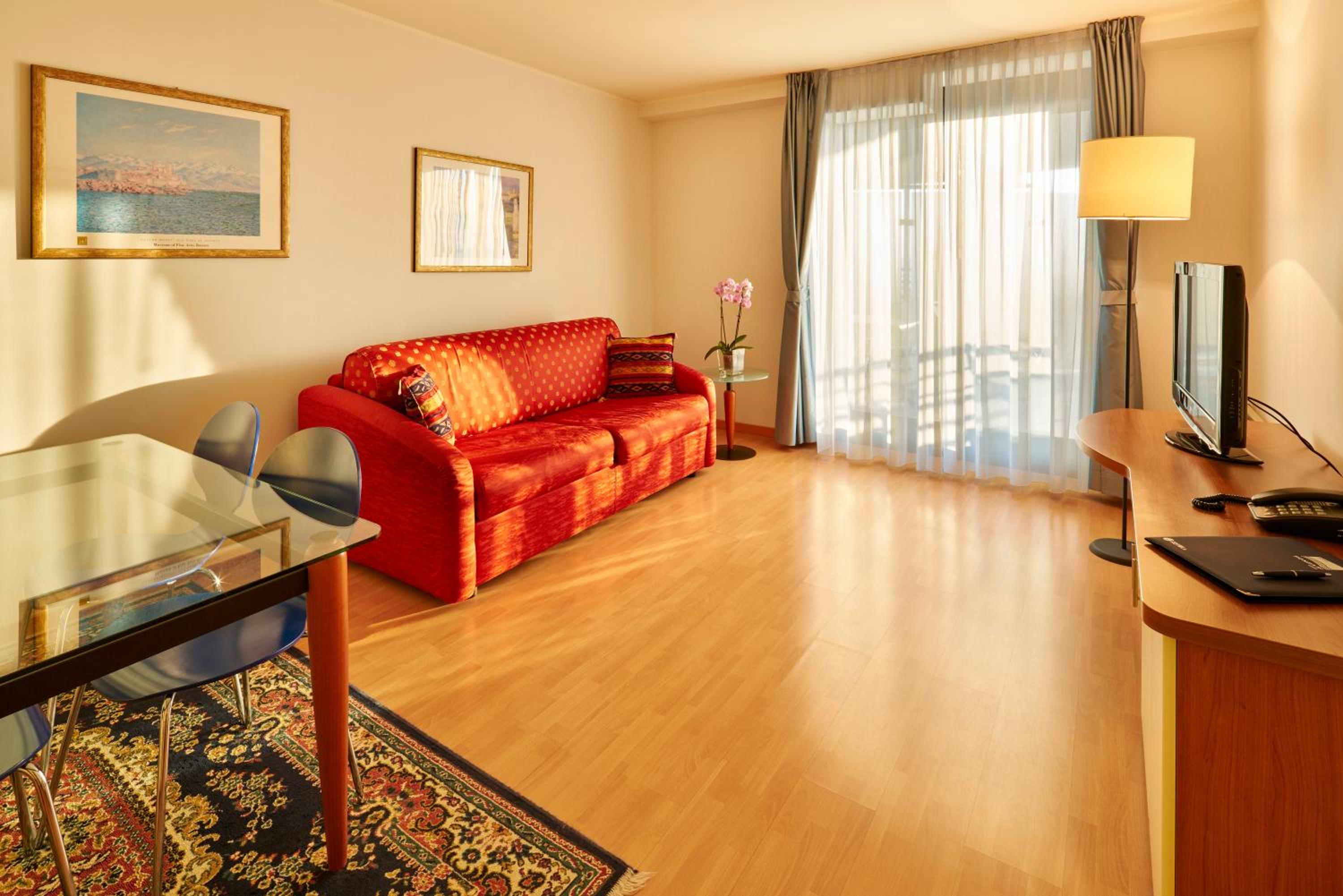 Junior Suite - Photo 2