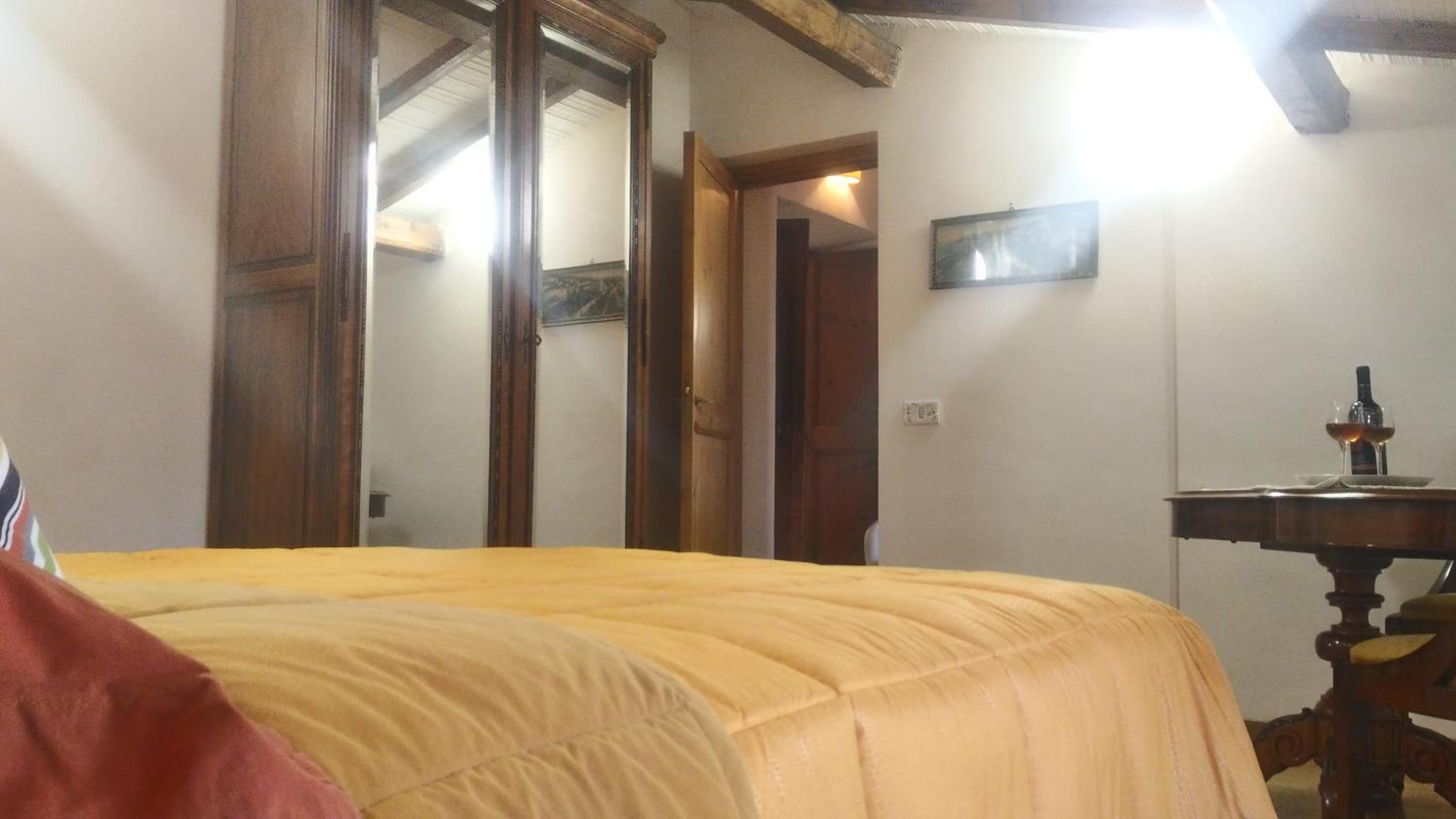Two-Bedroom Suite - Photo 4