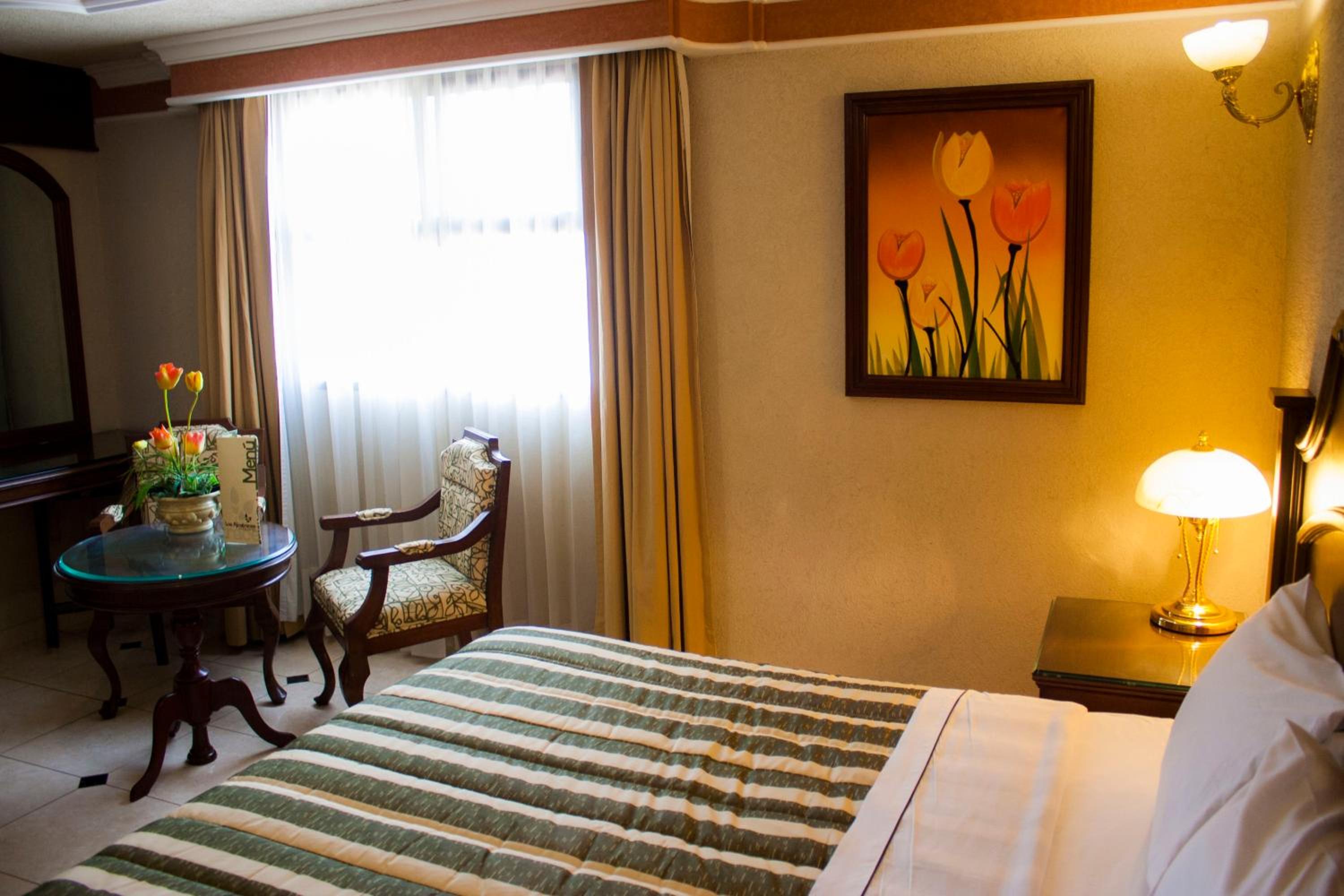 Executive Queen Room - Photo 4