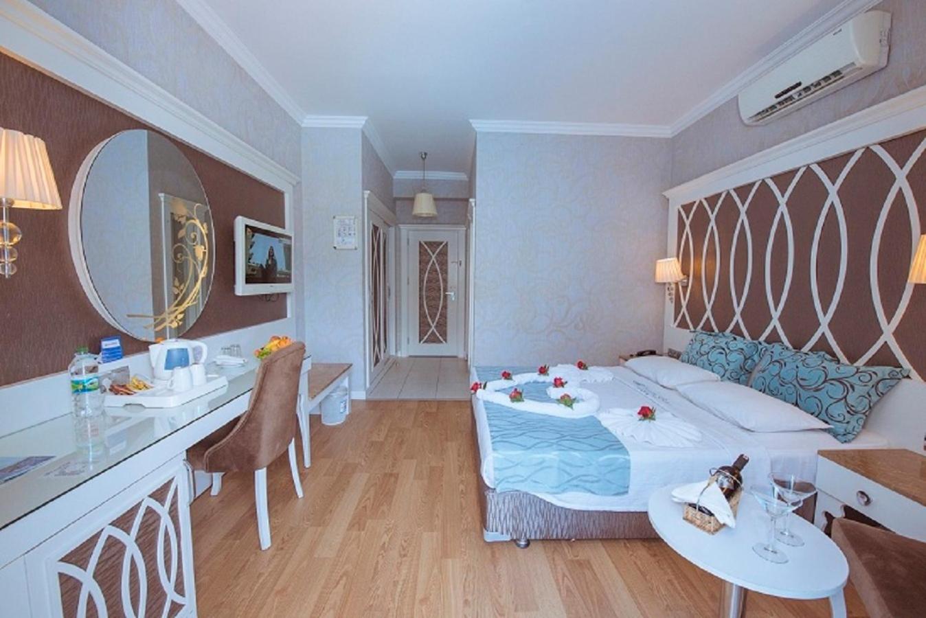 Land view room - Photo 21