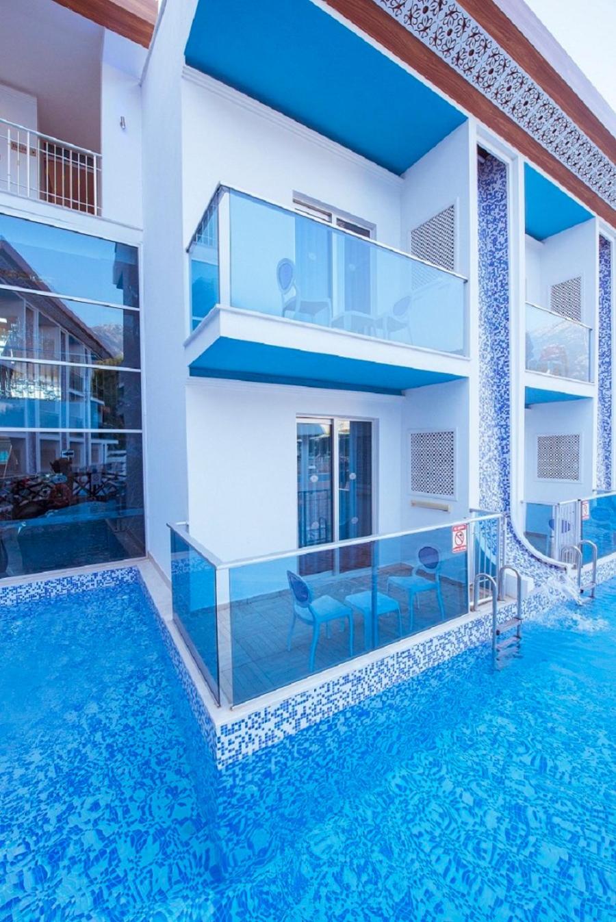 Pool view room - Photo 3