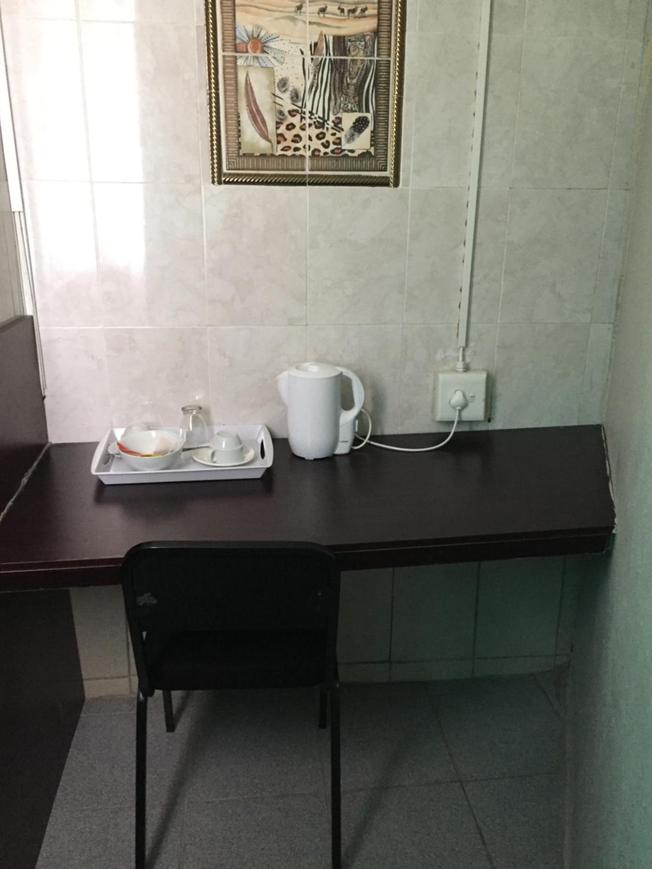 Small Double Room - Photo 5