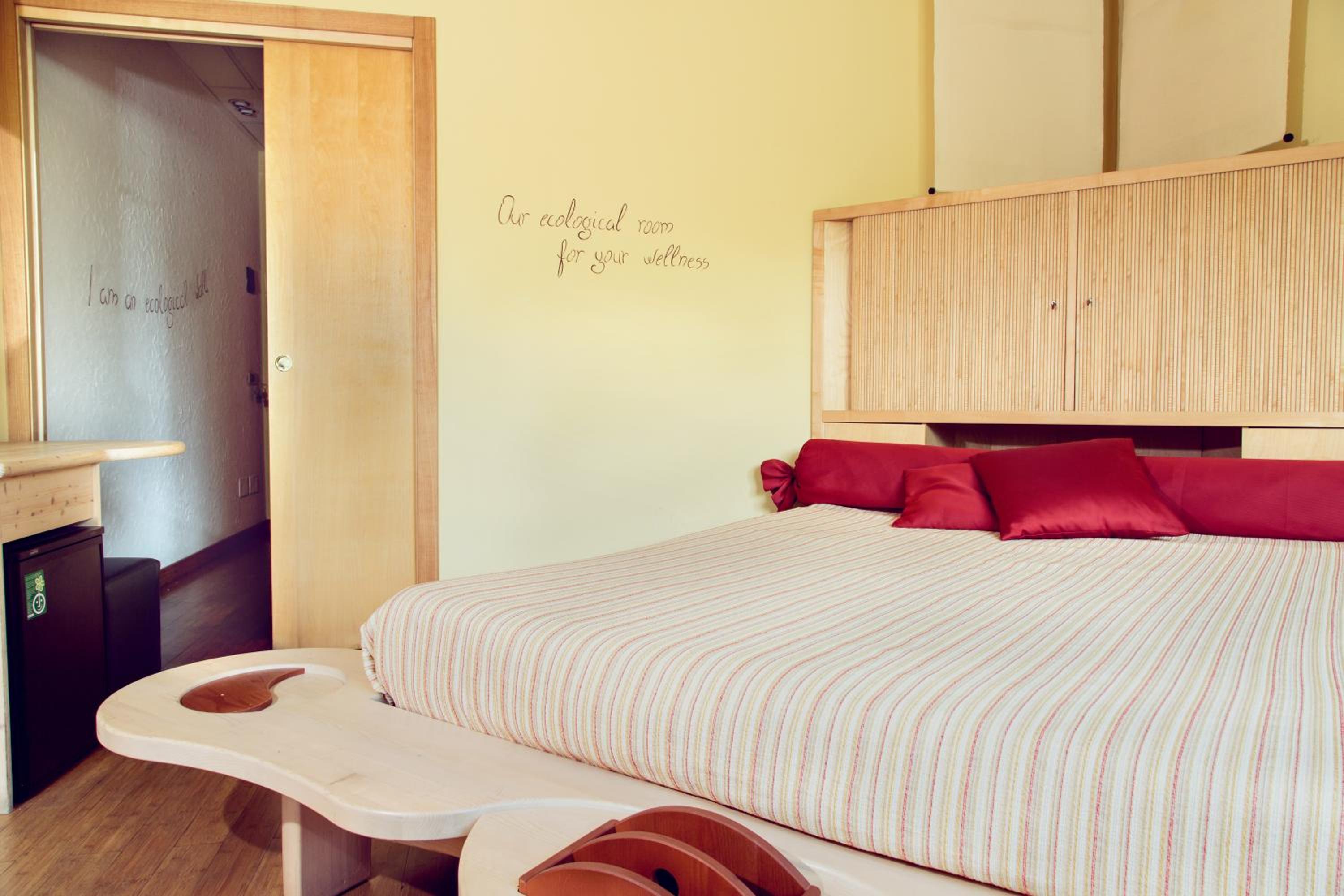 Junior Suite (2 Adults)