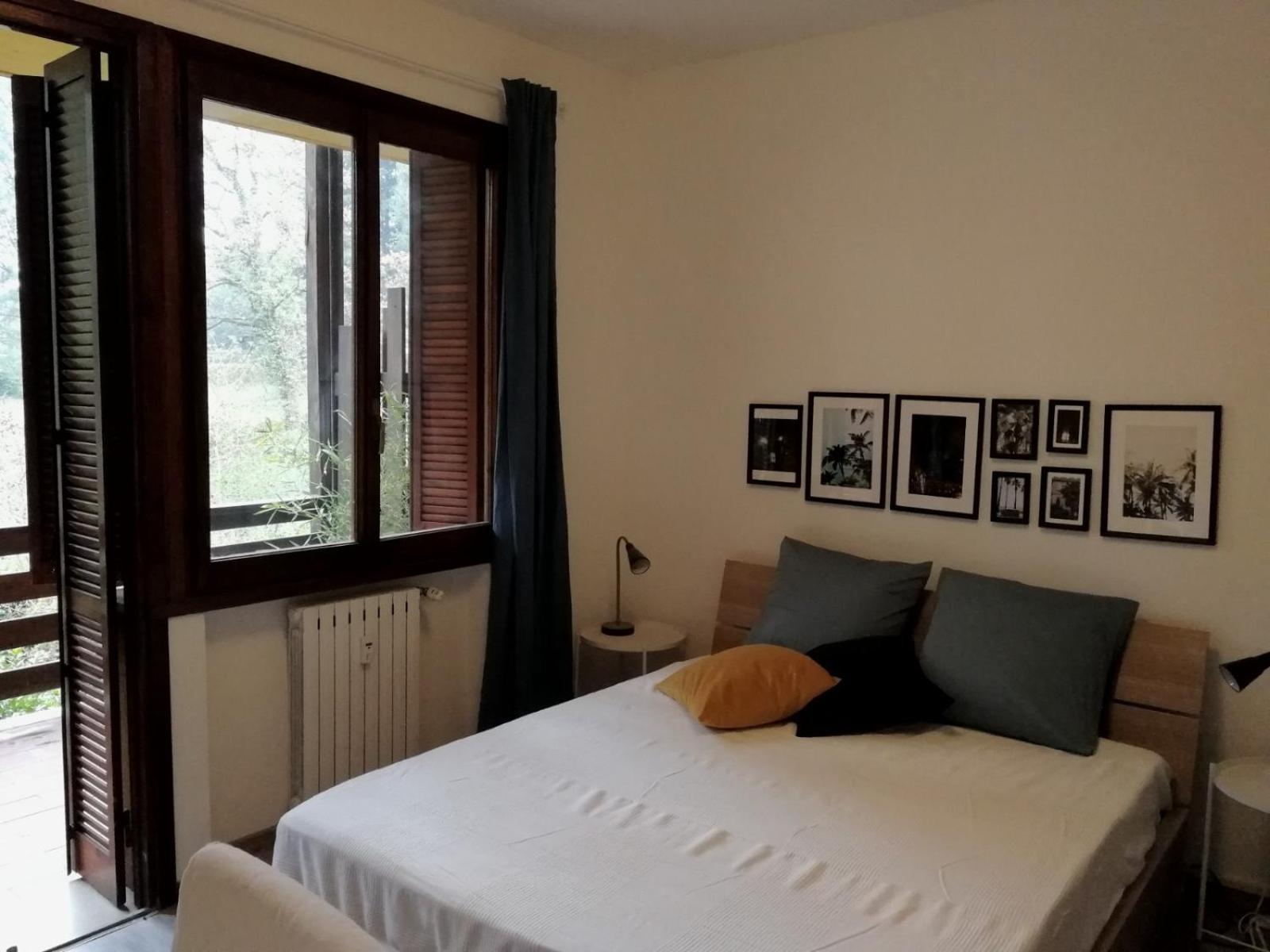 Apartment with Balcony photo 1