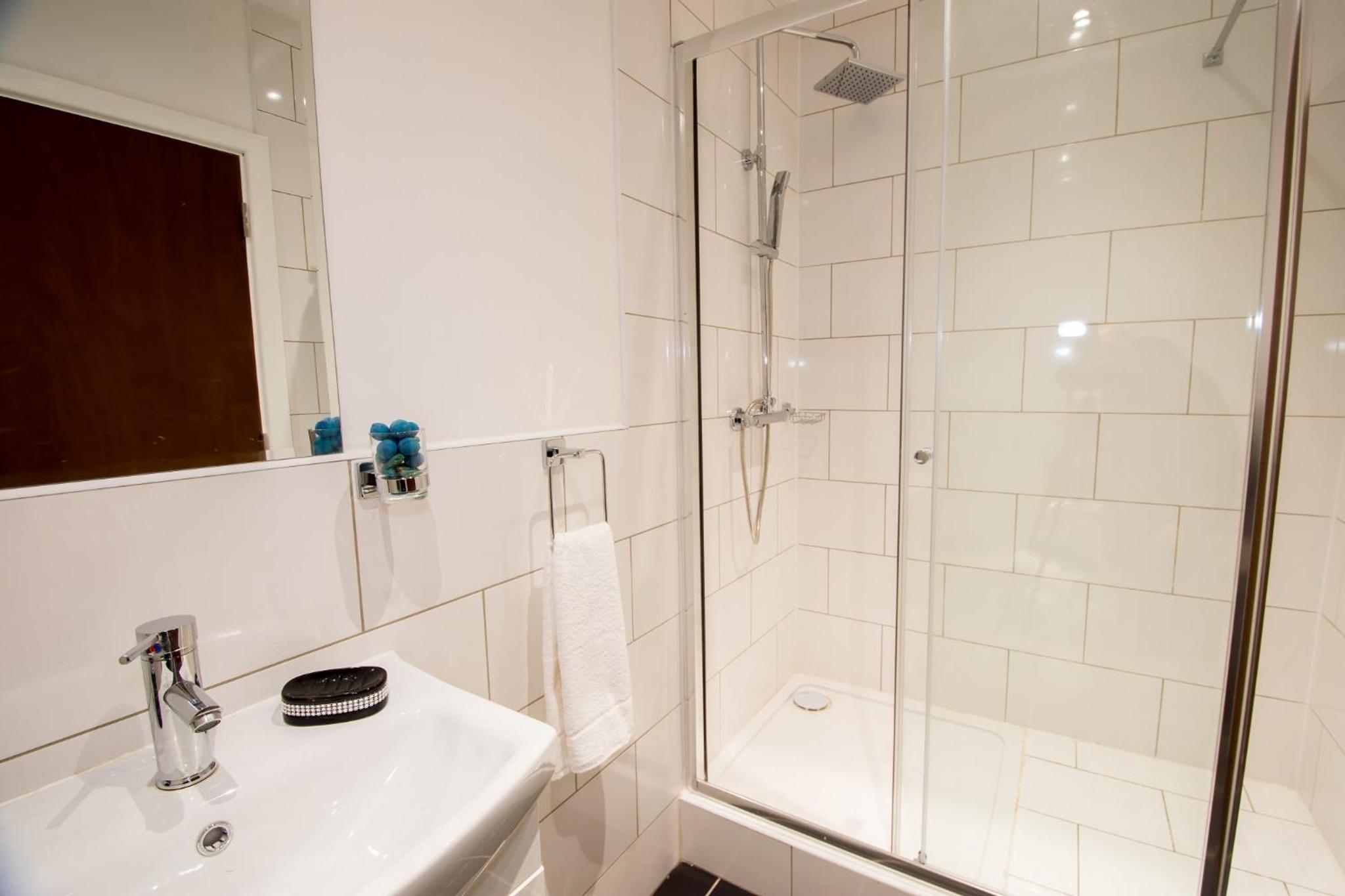 Double Room - Photo 4
