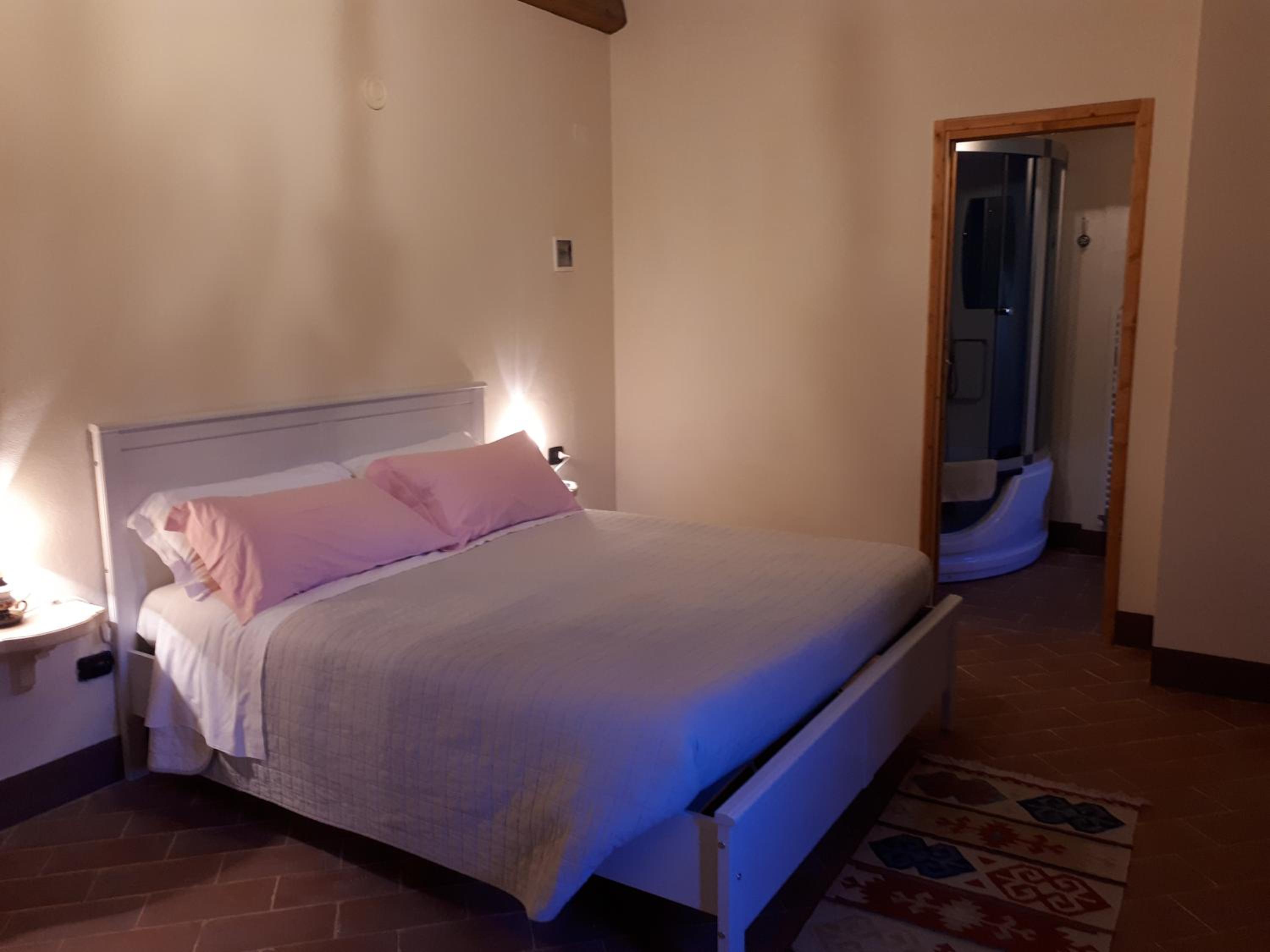 King Room with Spa Bath