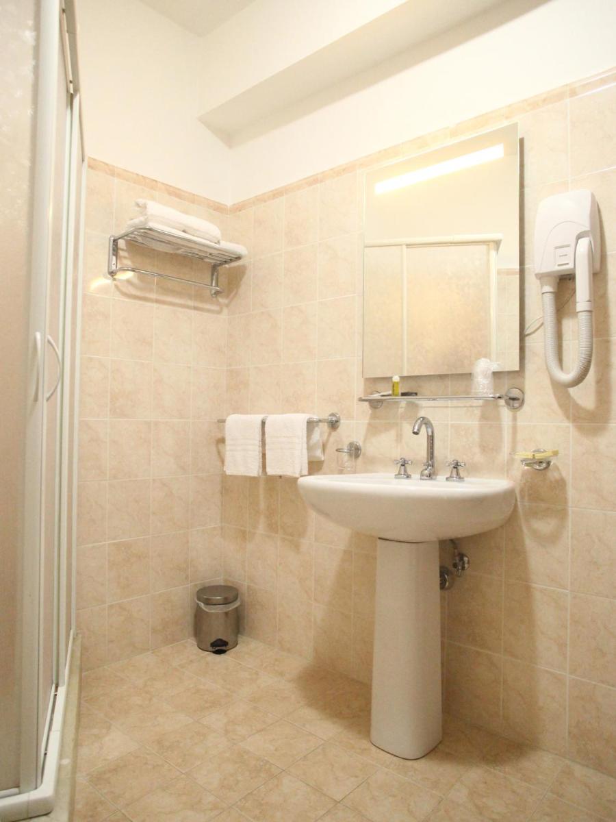Quadruple Room photo 3