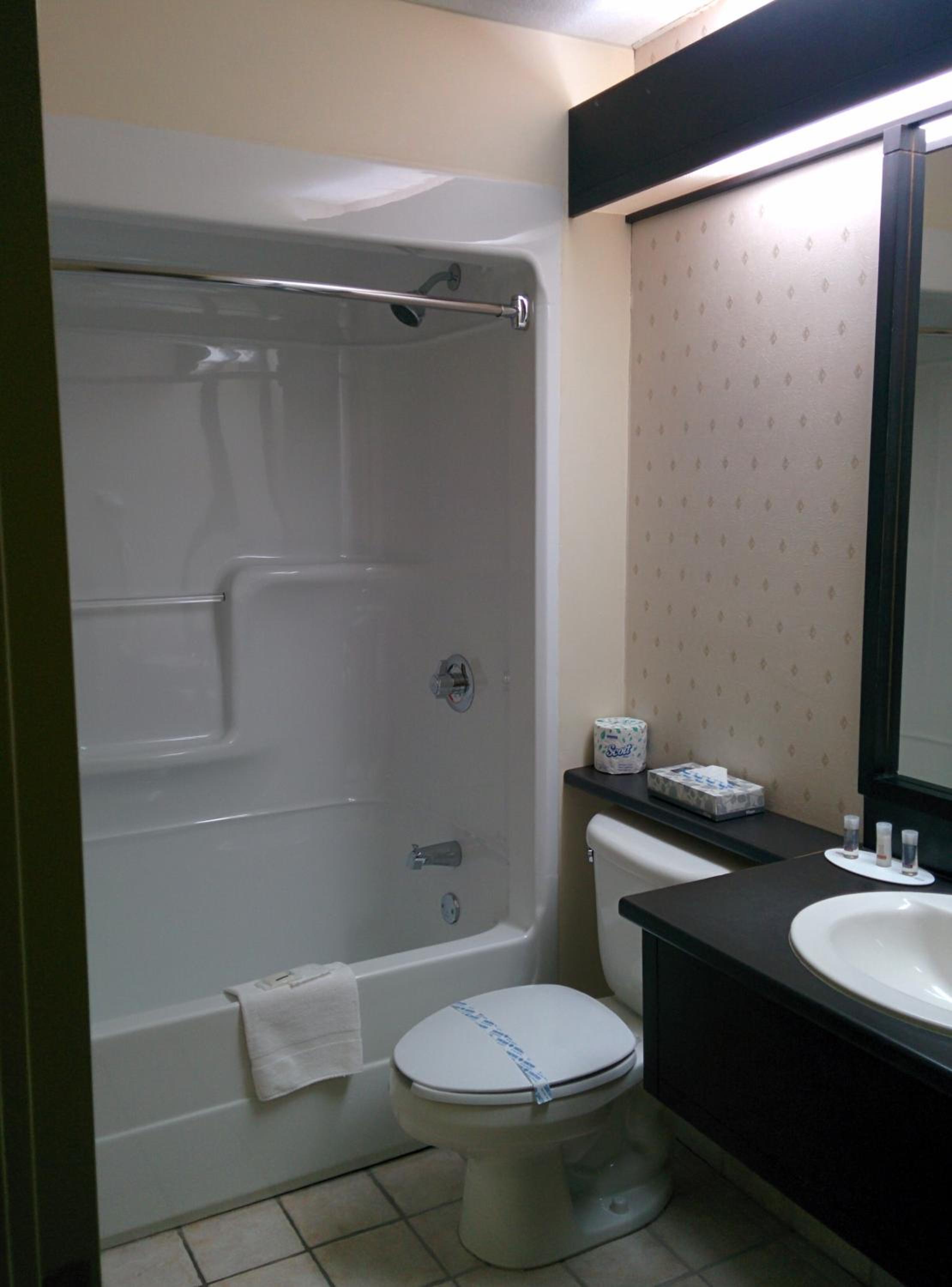Double Room - Upper Floor - Non-Smoking - Photo 7