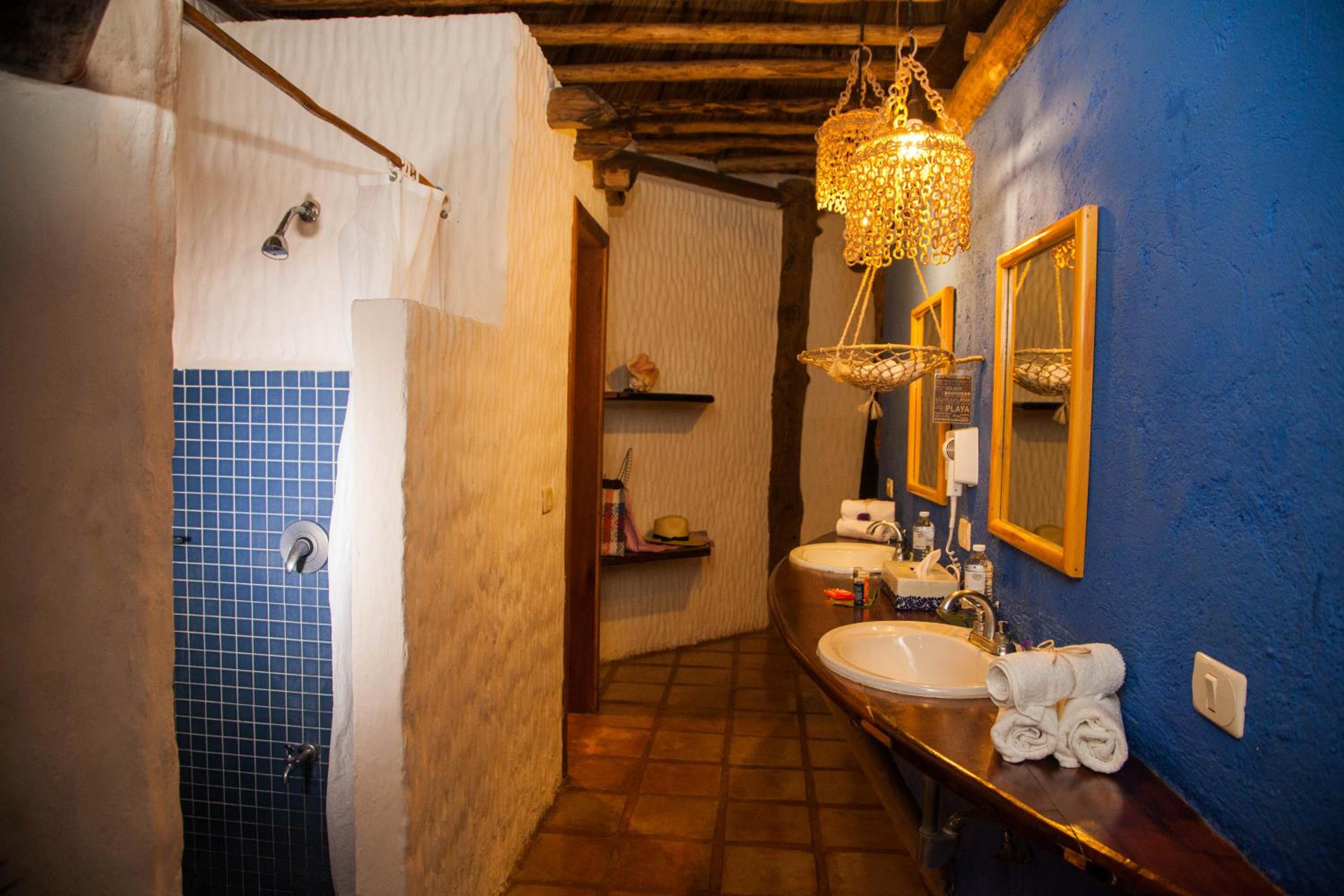 Bungalow with Sea View- Adults Only - Photo 8